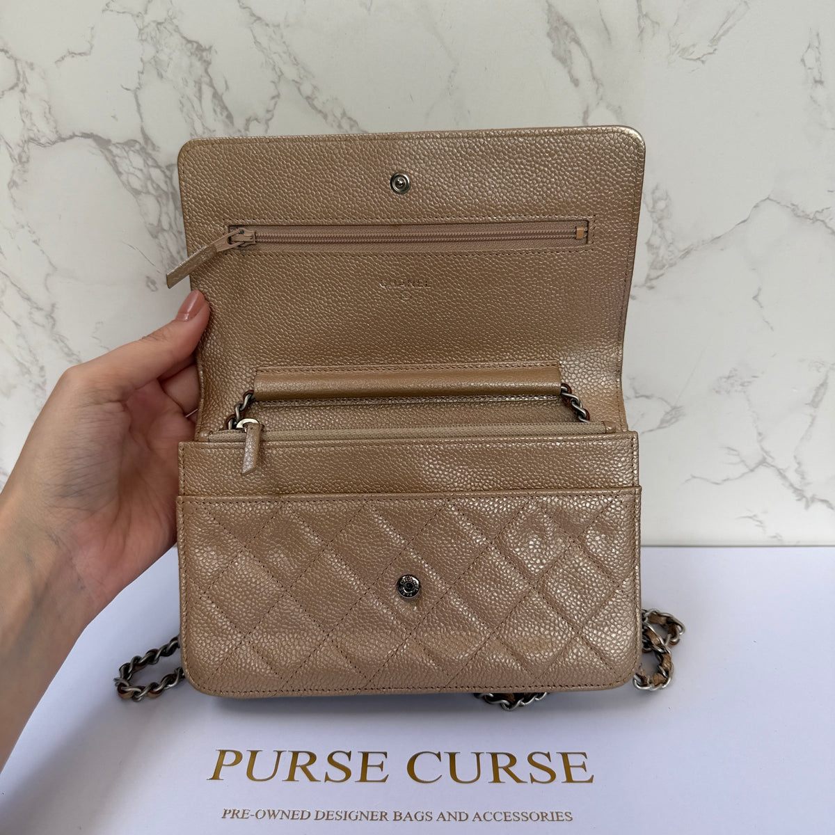 Chanel metallic beige wallet on chain caviar leer binnenkant