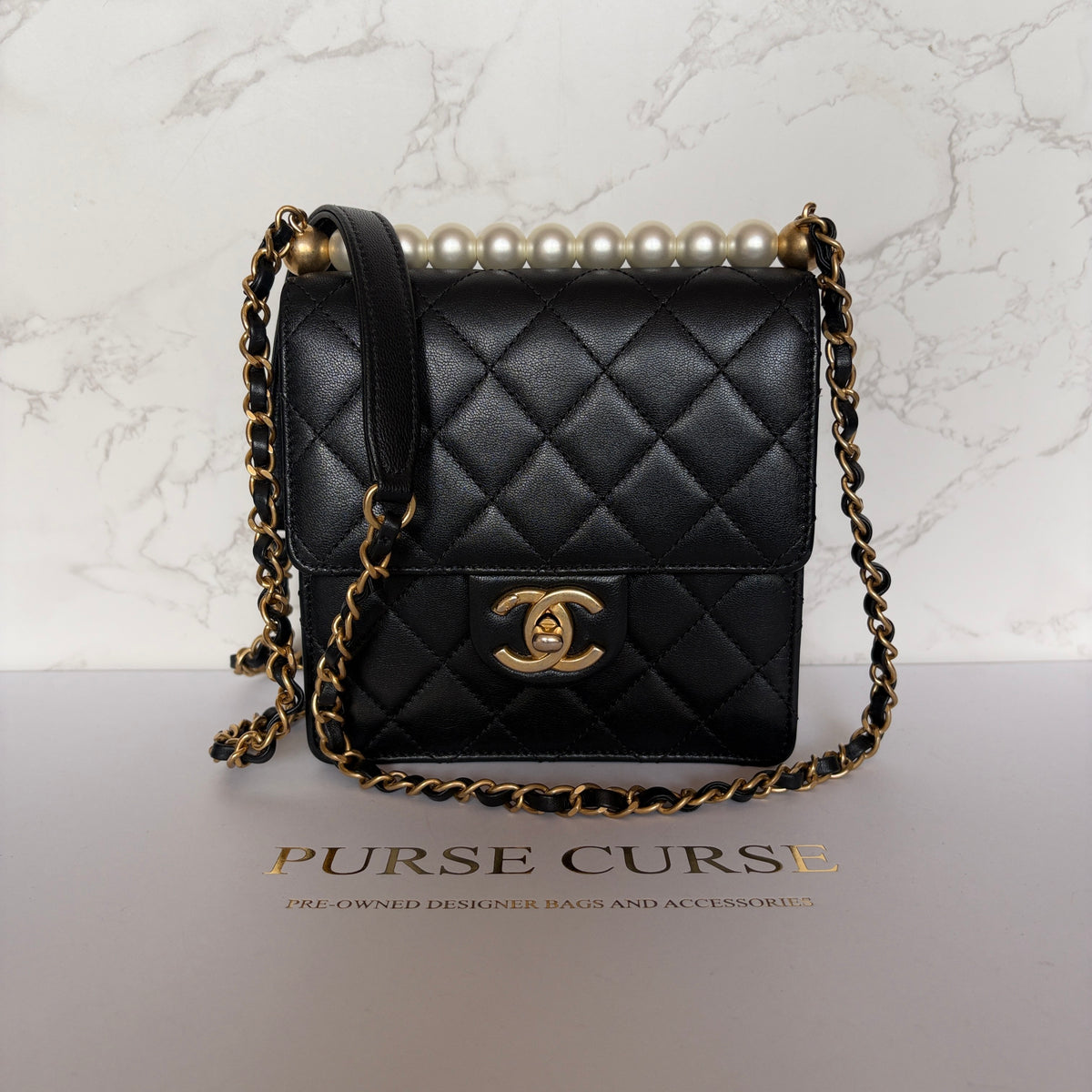 Chanel small quilted goatskin chic pearls flap zwart 