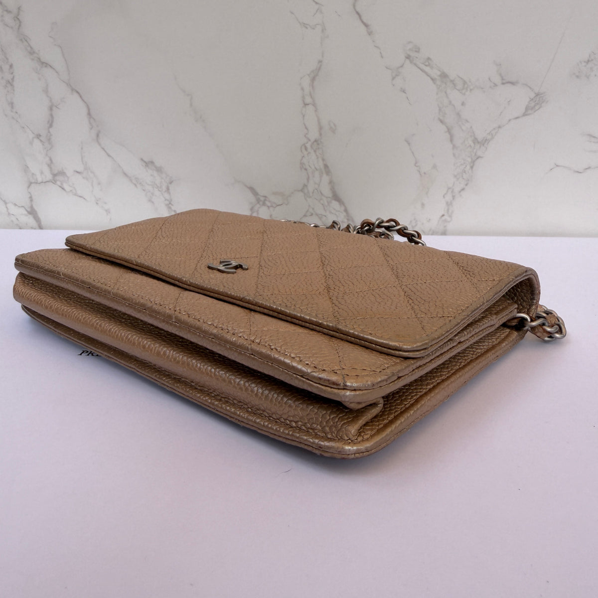 Chanel wallet on chain caviar leer hoekjes