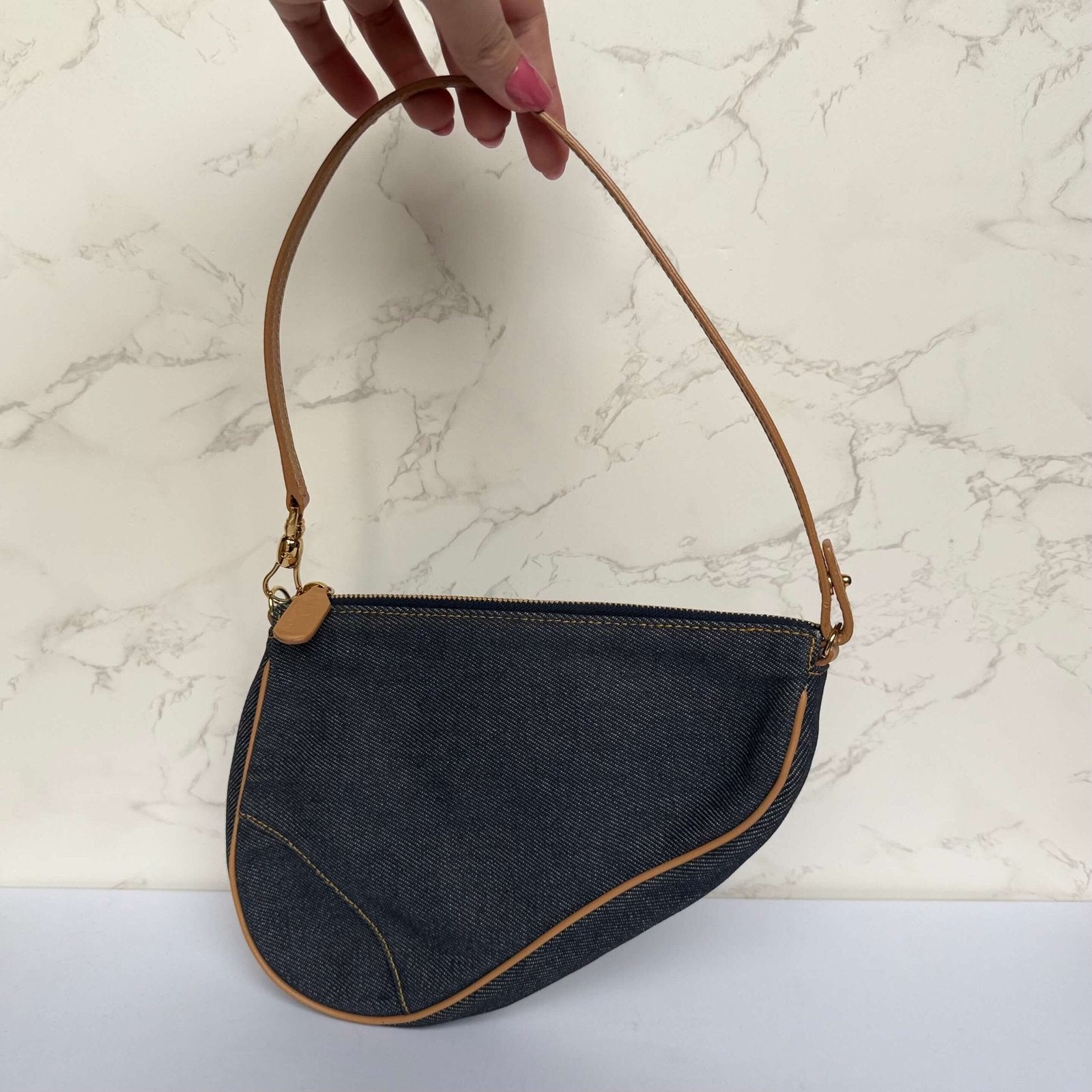 Christian Dior saddle bag 2001 detail