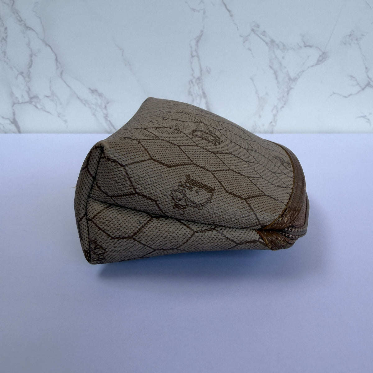 Christian Dior honeycomb make up tasje zijkant