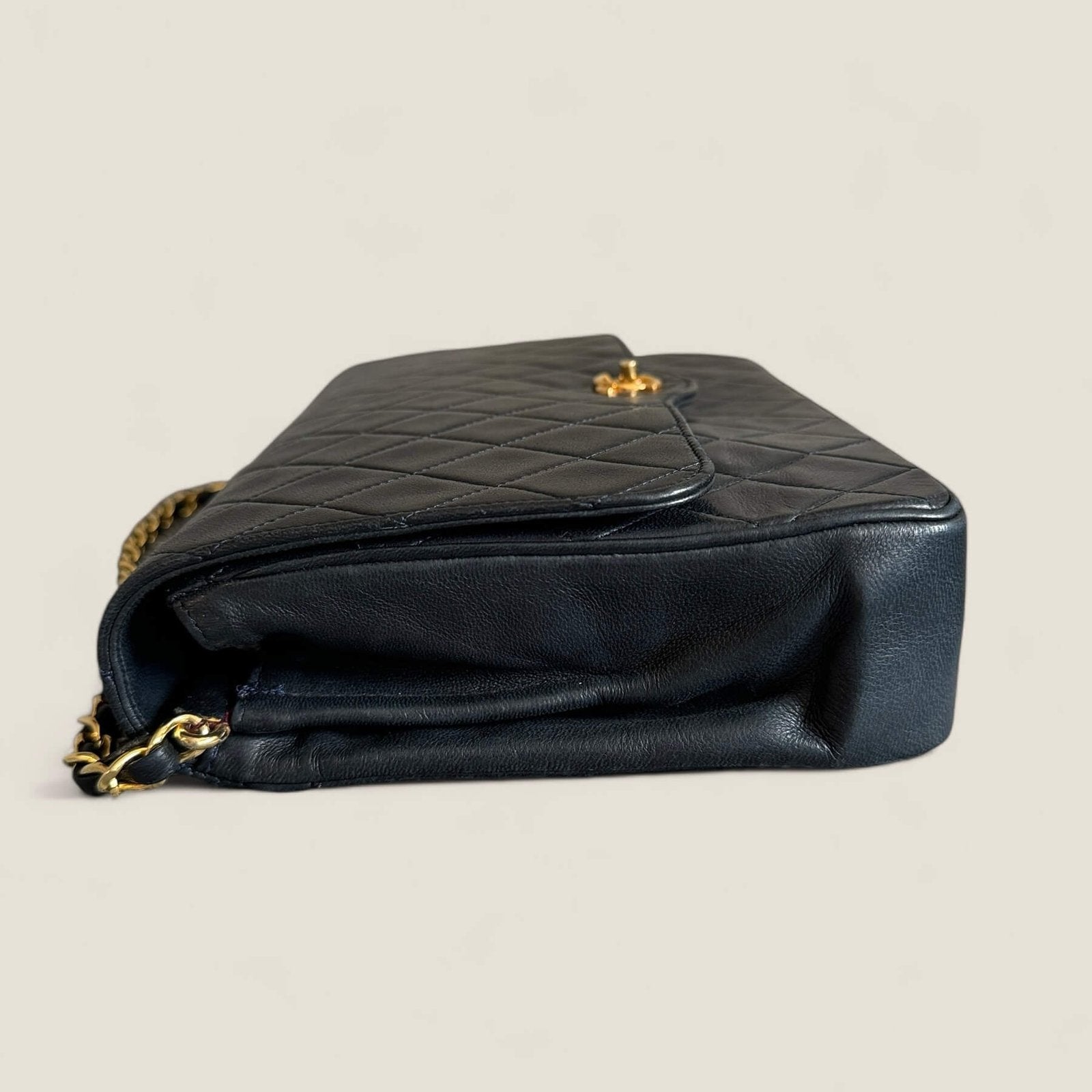 Coco Chanel classic flap bag shoulderbag