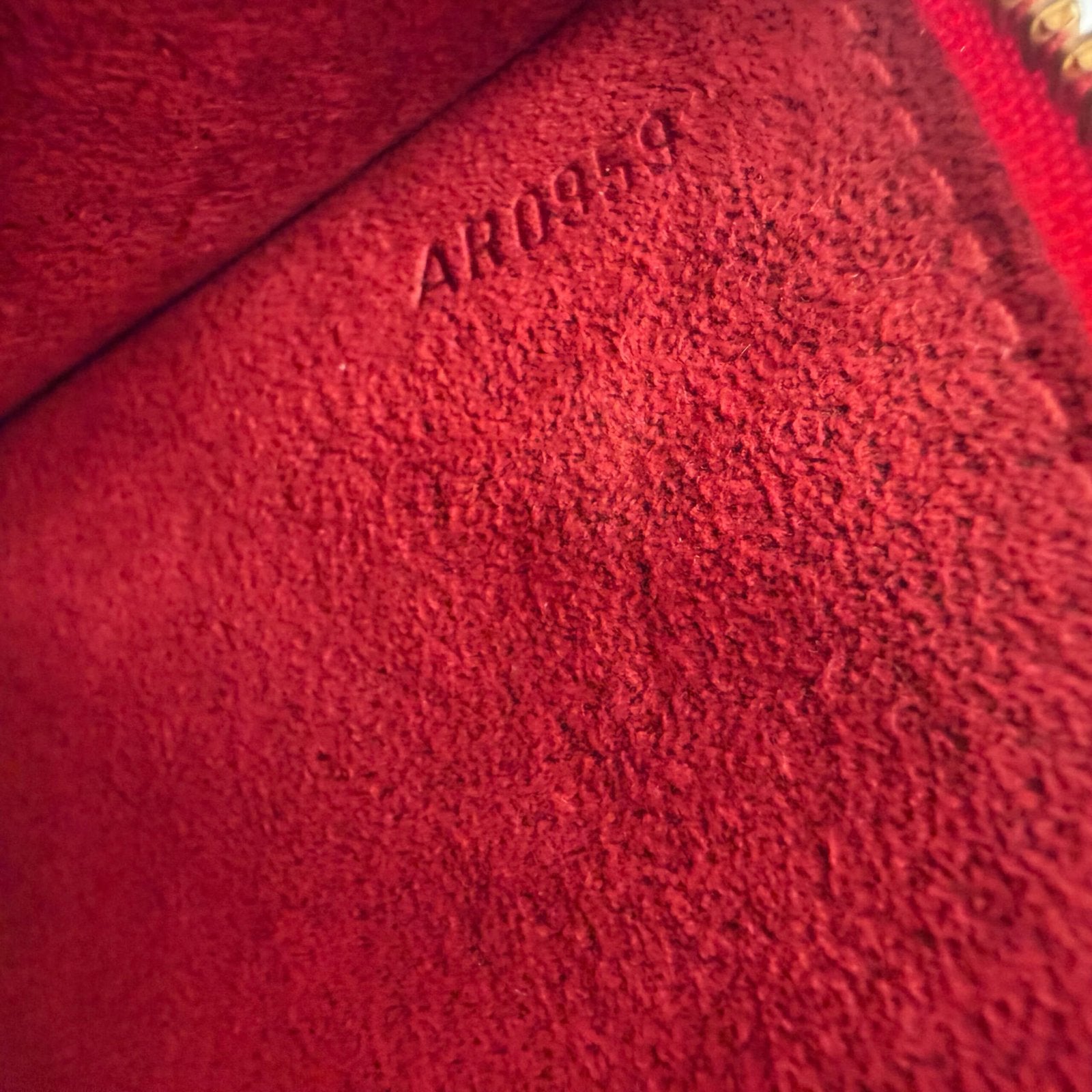 Datecode authentieke Louis Vuitton Pochette Accessoires