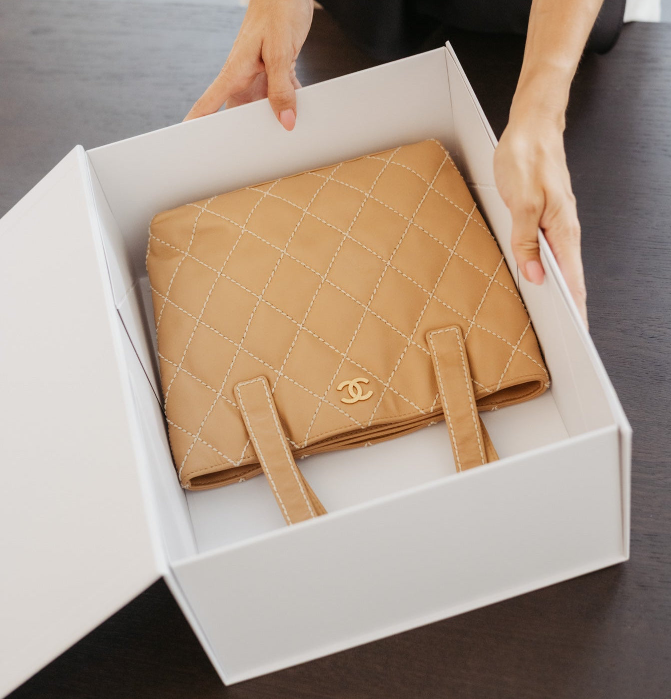 Designer tas verkopen en opsturen
