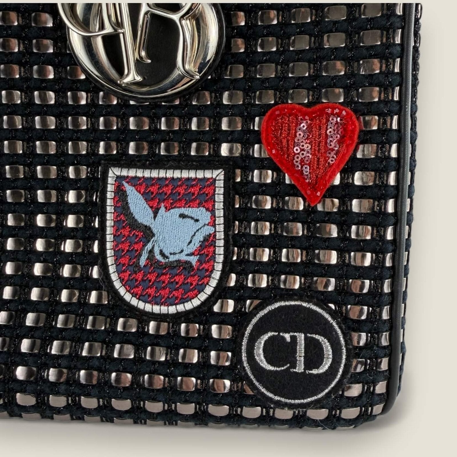 Details Dior patches authentieke tas