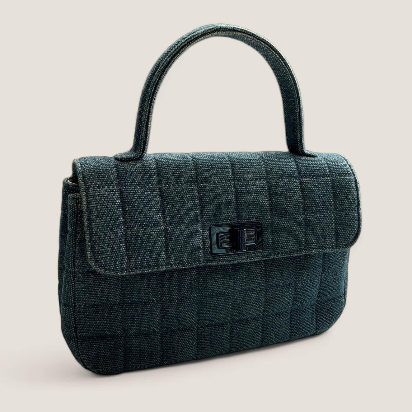 Pre-owned Chanel designer bag made of denim fabric