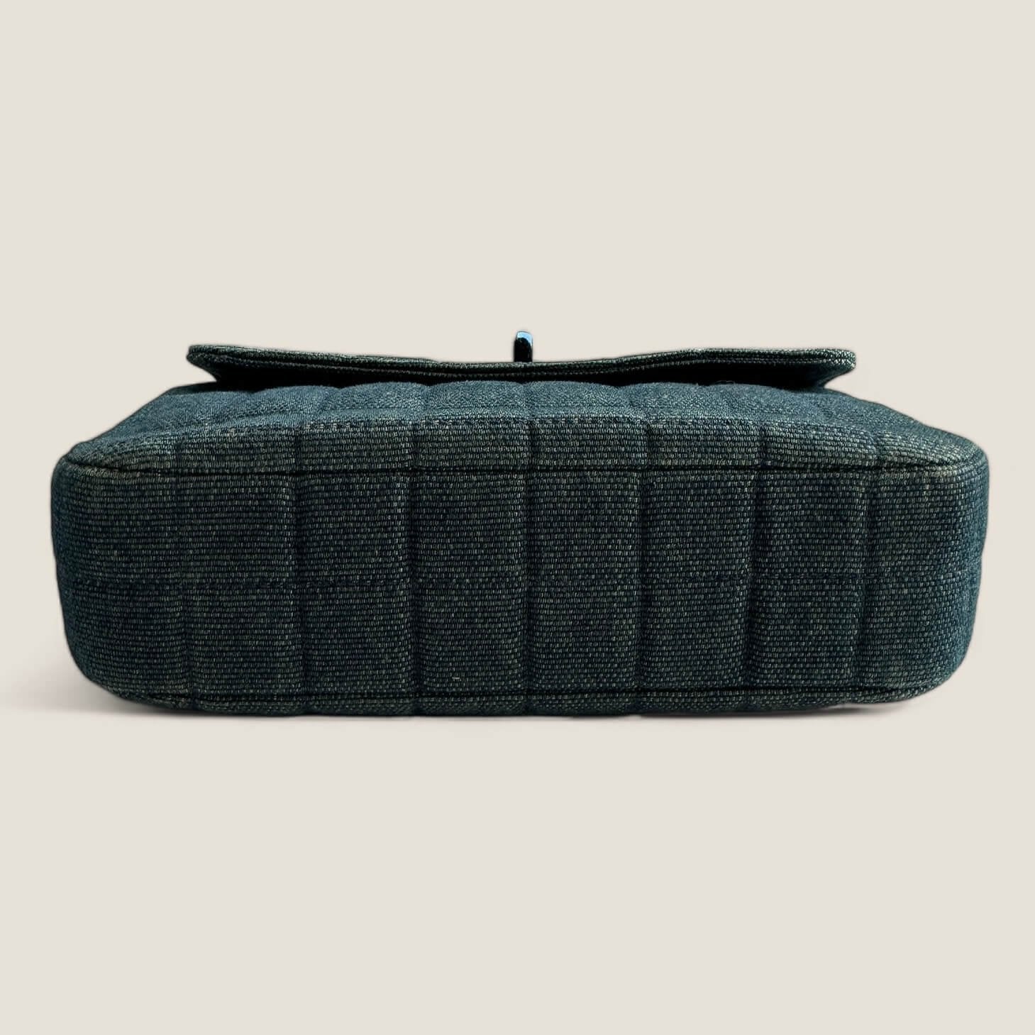Pre-owned Chanel bag blue denim fabric chocolate bar