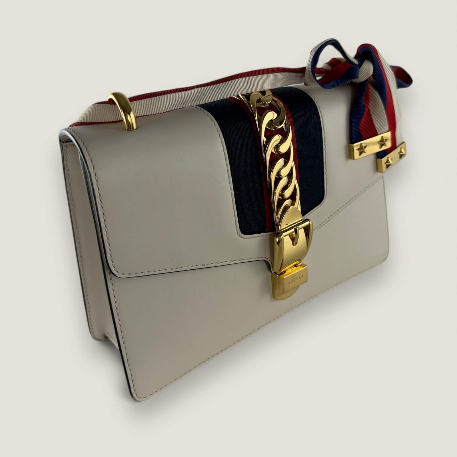 Gucci Sylvie schoudertas kalfsleer