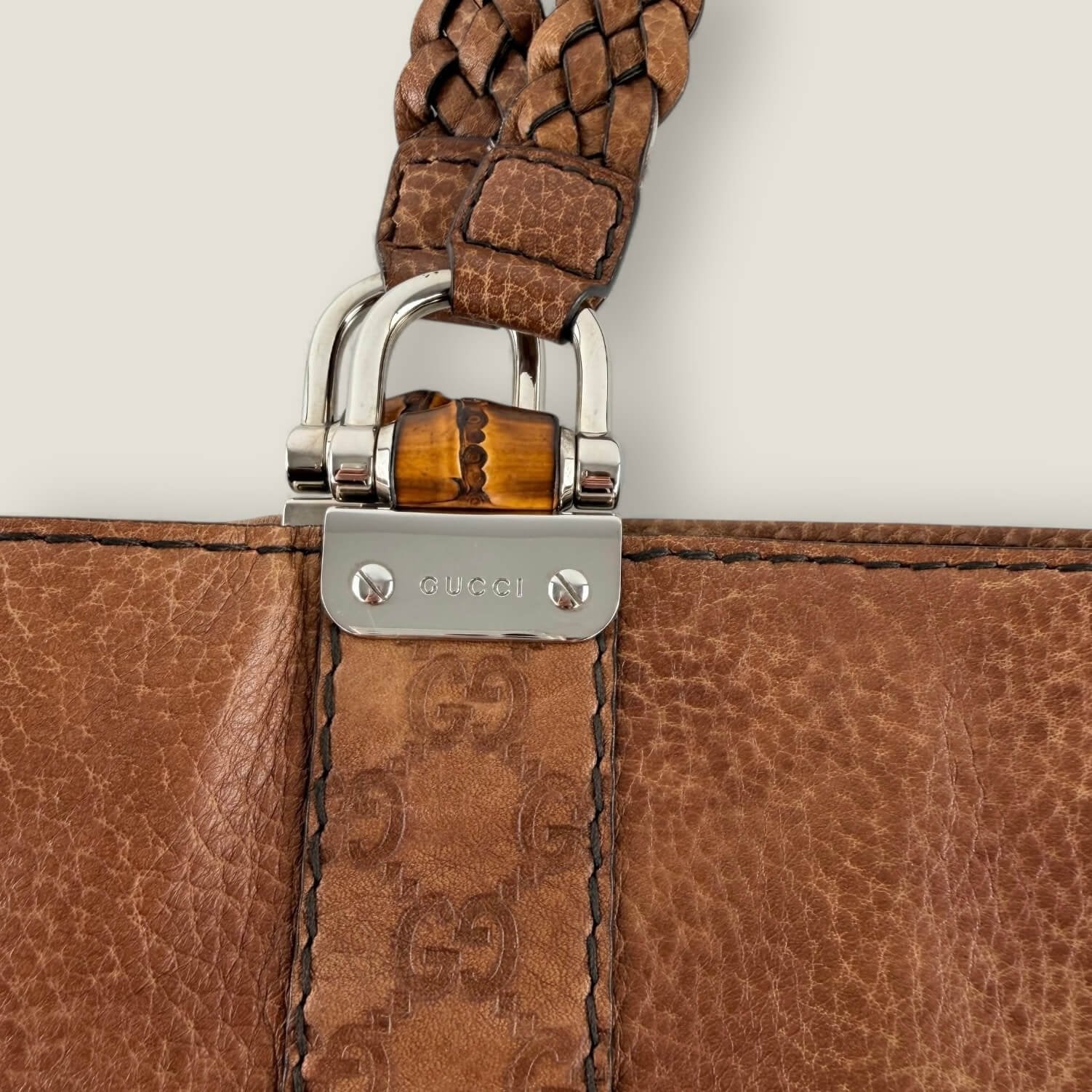 Gucci bamboo libeccio leer detail