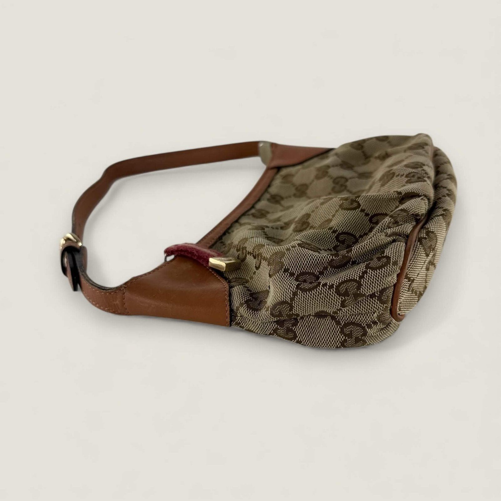 Gucci princy pochette gg canvas zijaanzicht