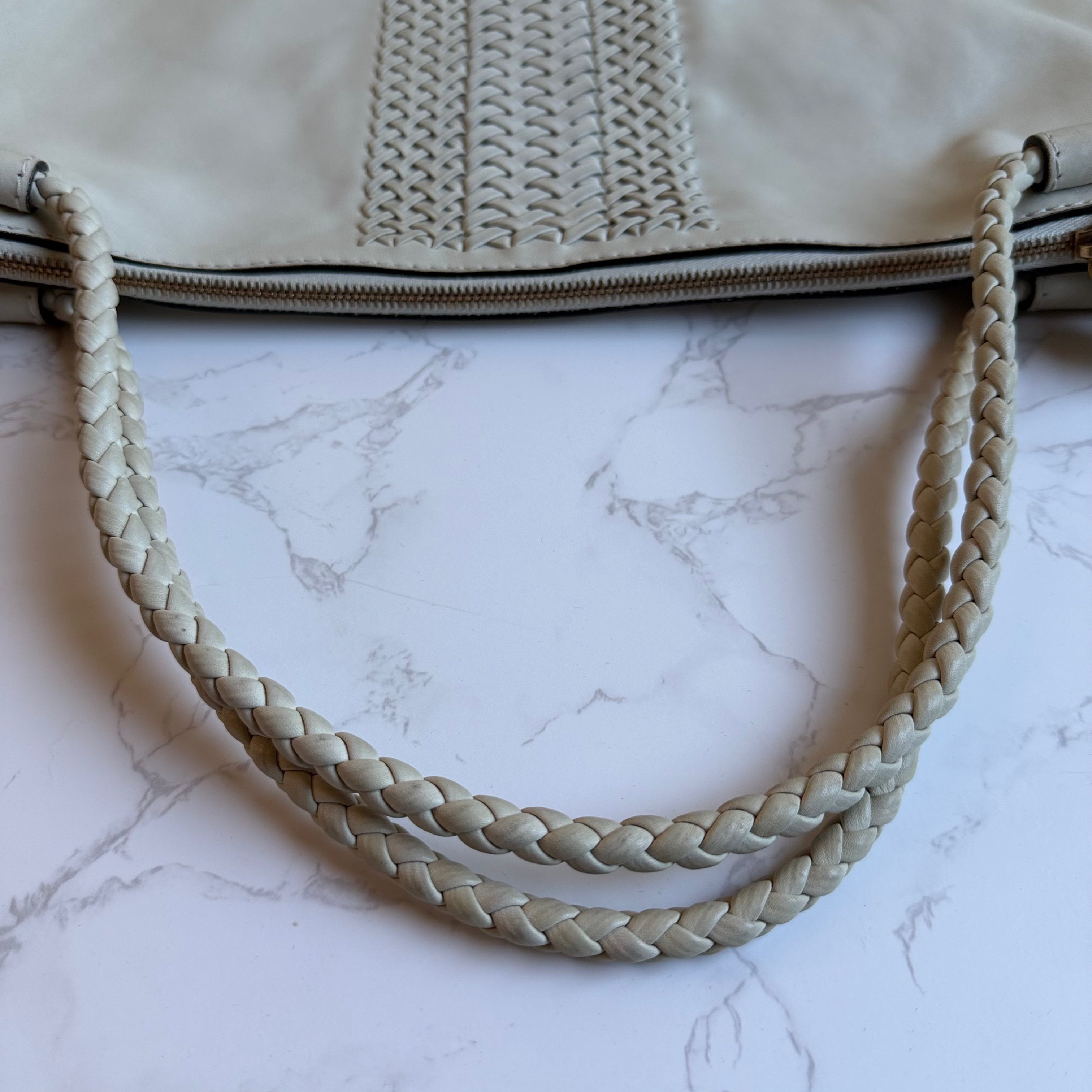 Gucci braided leather handles beige tote