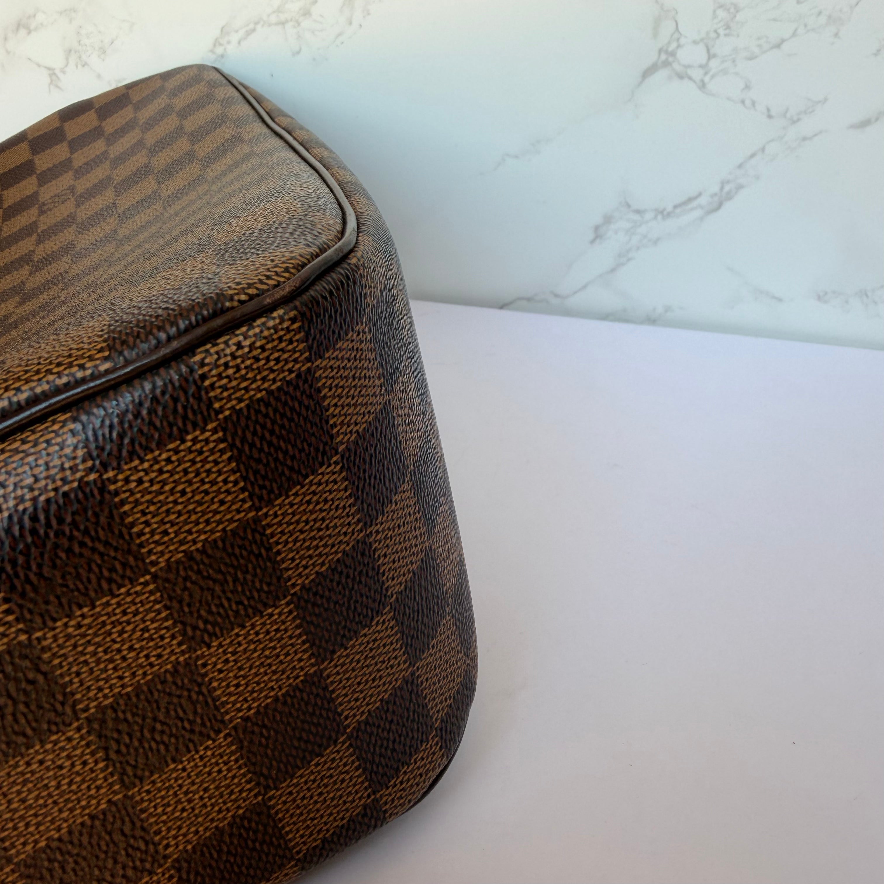 Hoekjes Louis Vuitton Parioli PM Damier Ebene