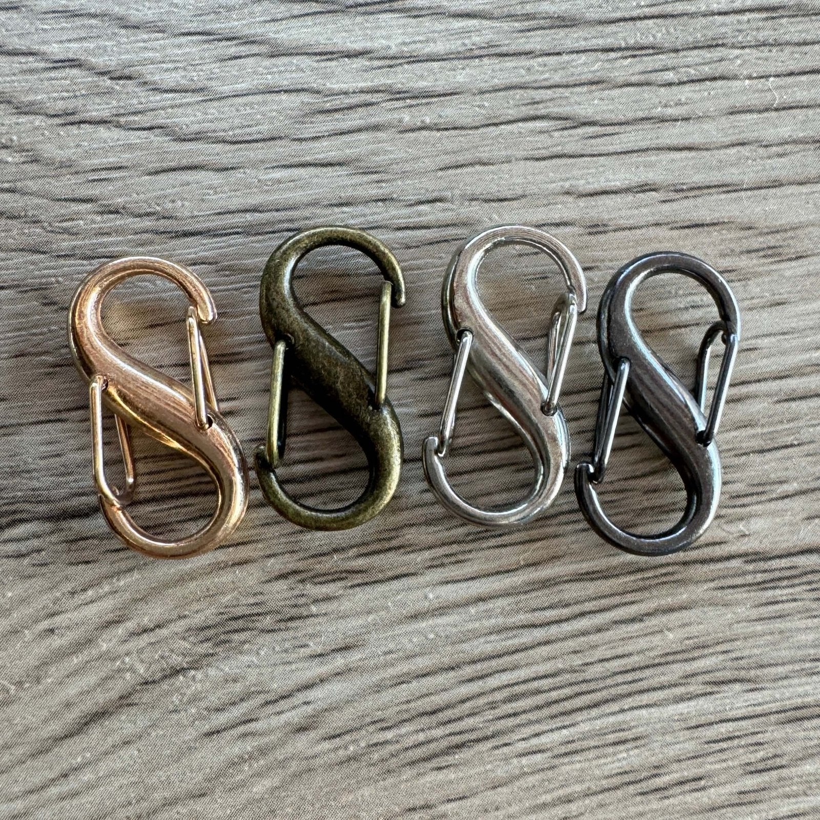 Chain shortening clips