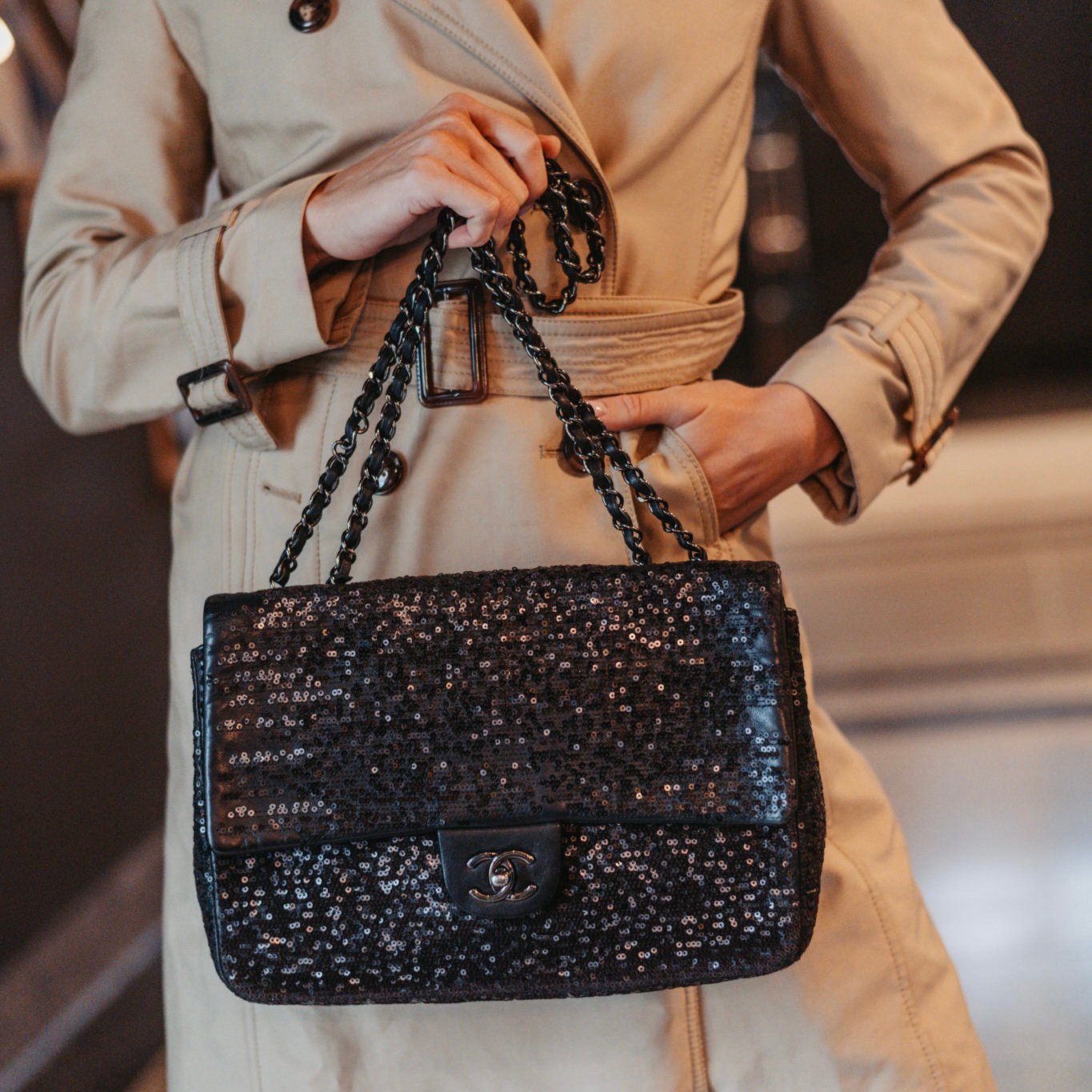 Chanel jumbo pailletten schoudertas