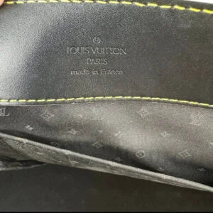 Louis Vuitton L’Epanoui GM noir binnenzijde close-up