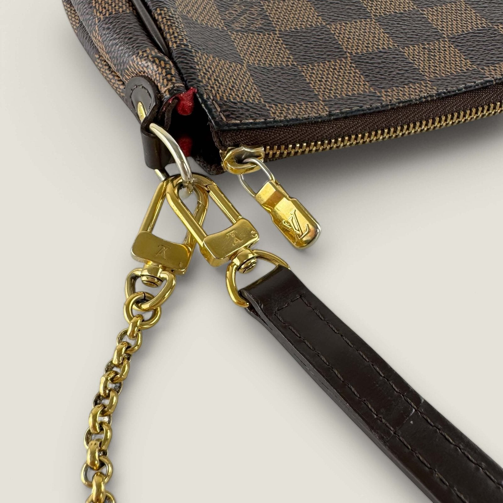 Louis Vuitton hardware details Eva clutch