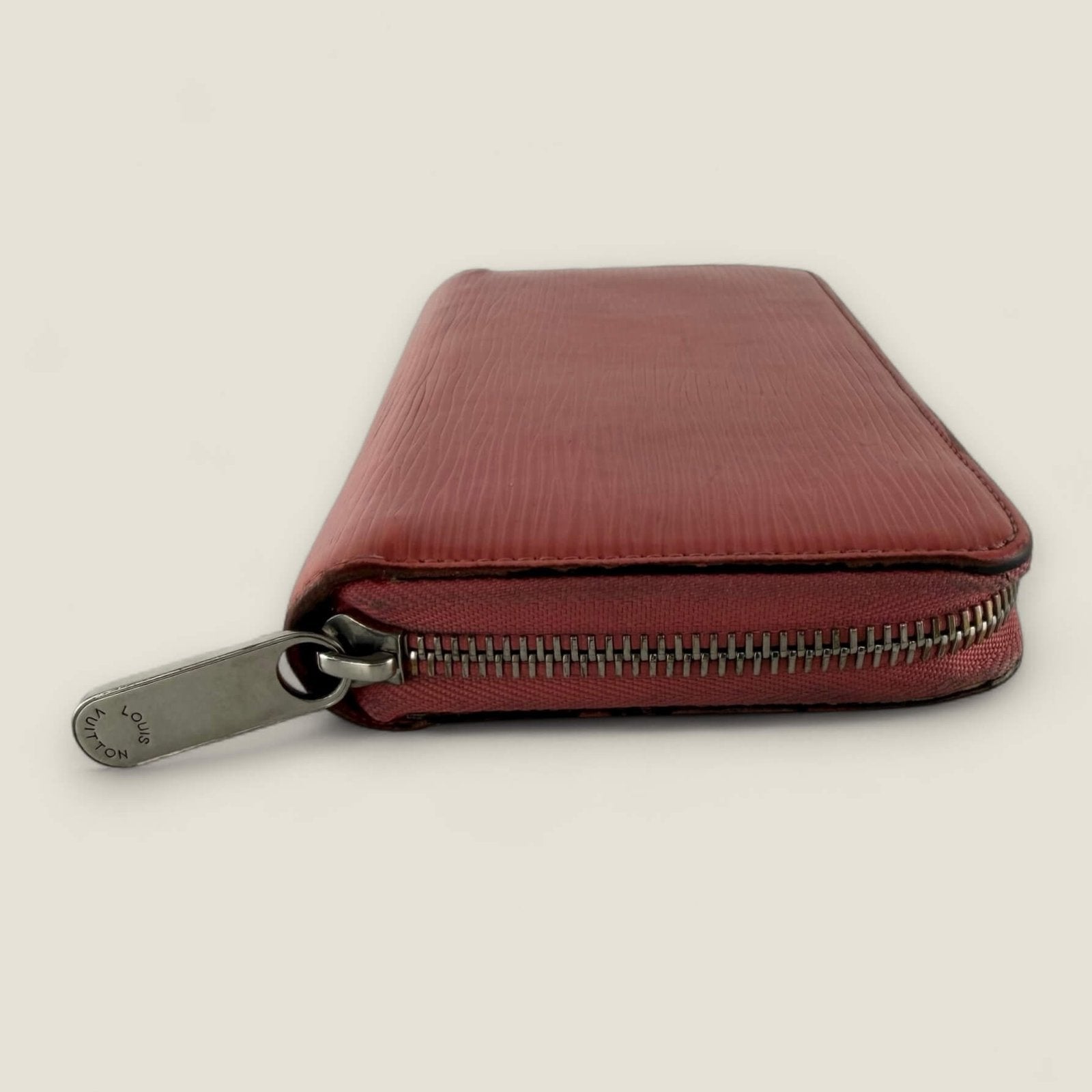 Louis Vuitton long zippy wallet