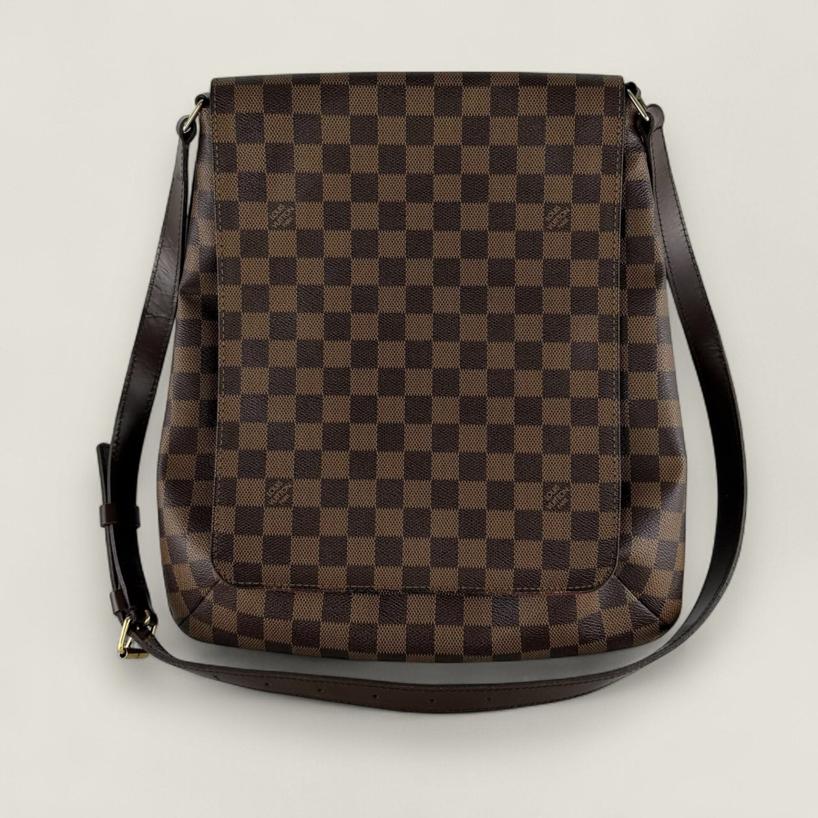 Louis Vuitton musette salsa damier ebene voorkant