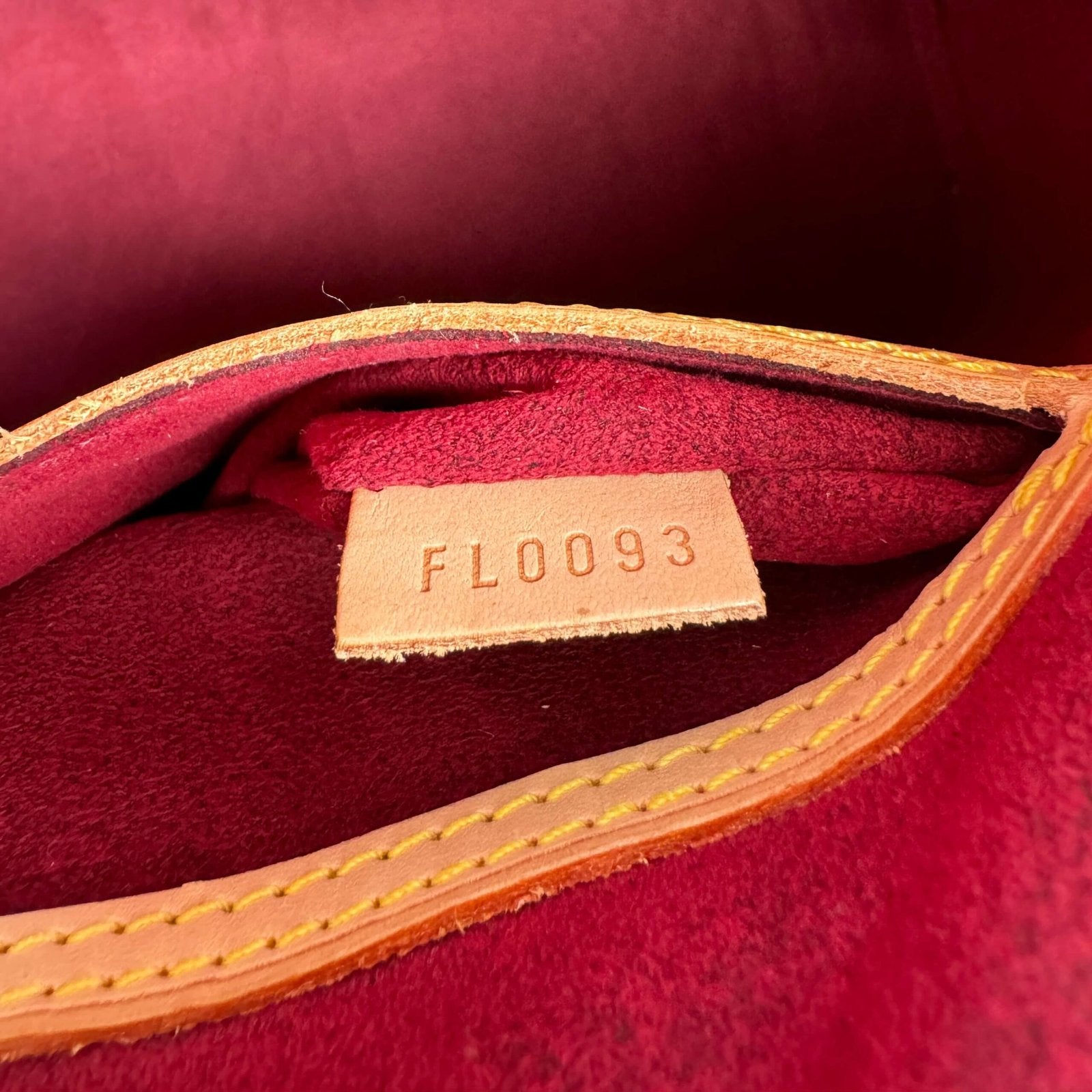 Louis Vuitton pre-owned date code
