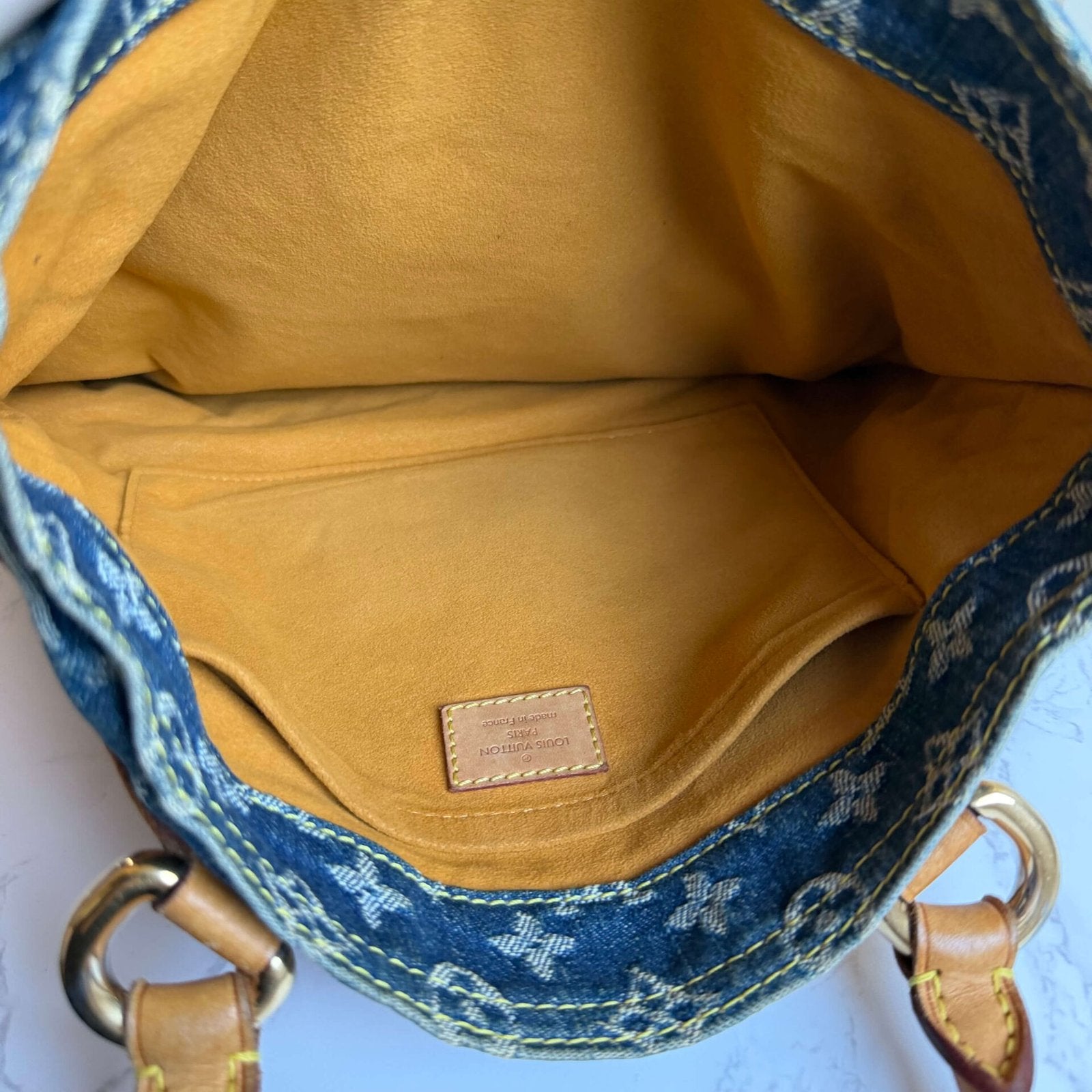 Louis Vuitton sac plat interieur detail