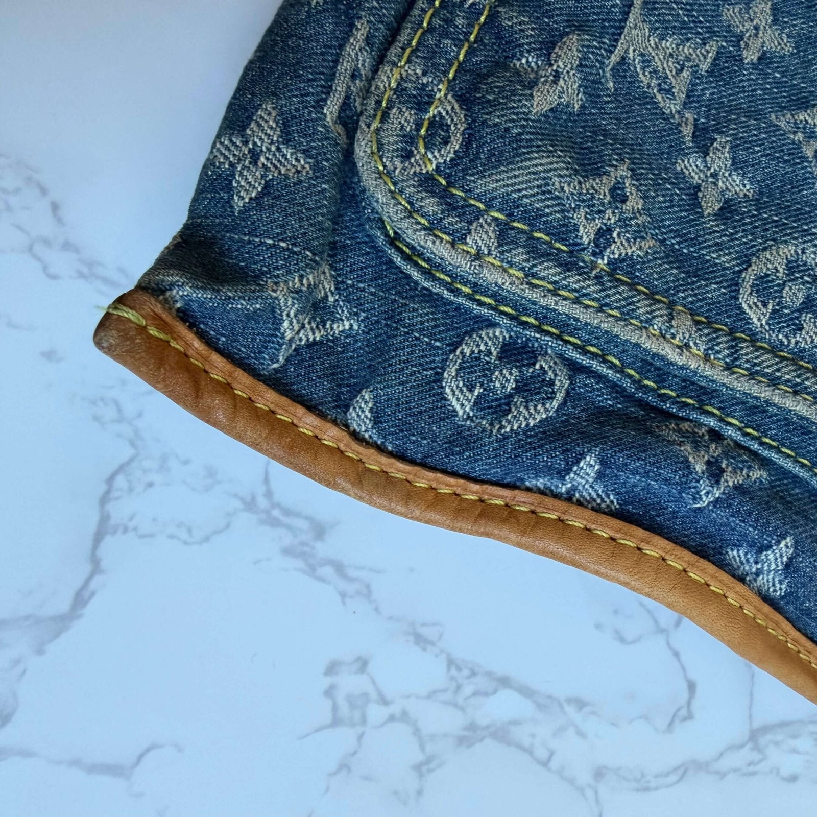 Louis Vuitton sac plat vachetta leer detail