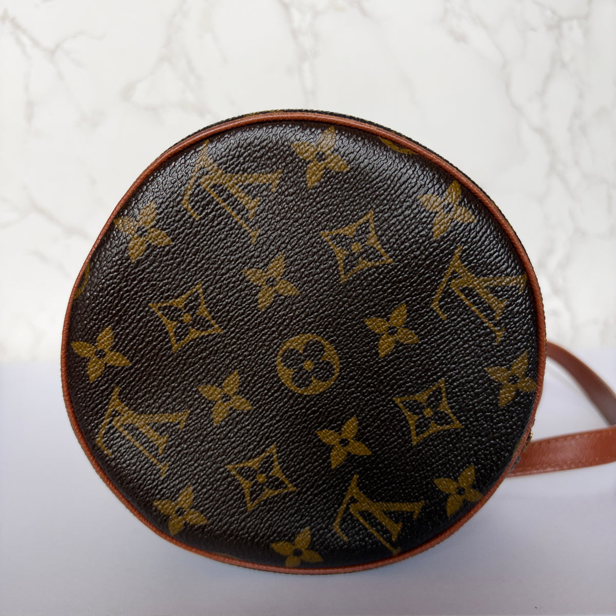  Louis Vuitton Papillon 30 zijkant