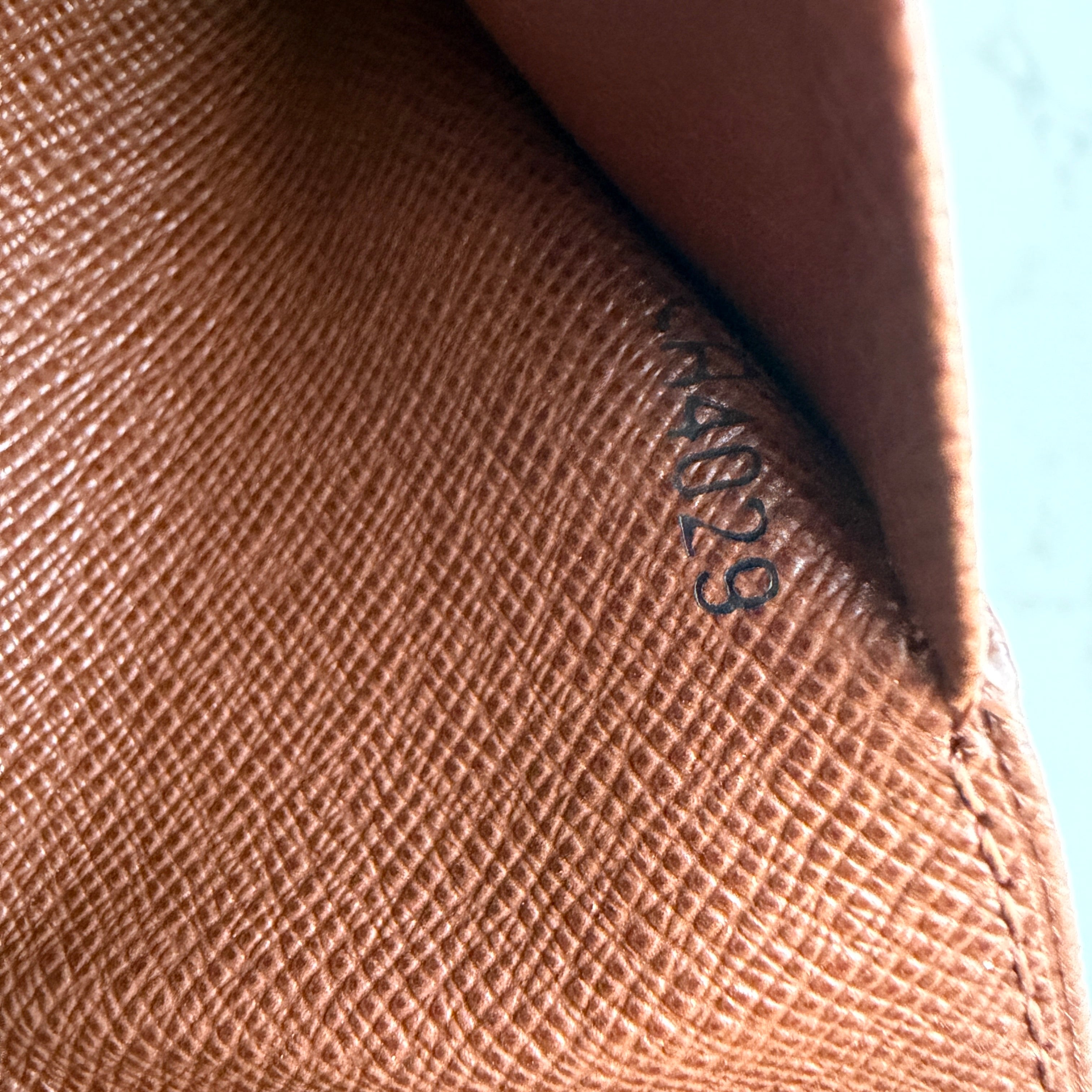 Louis Vuitton datecode portemonnee