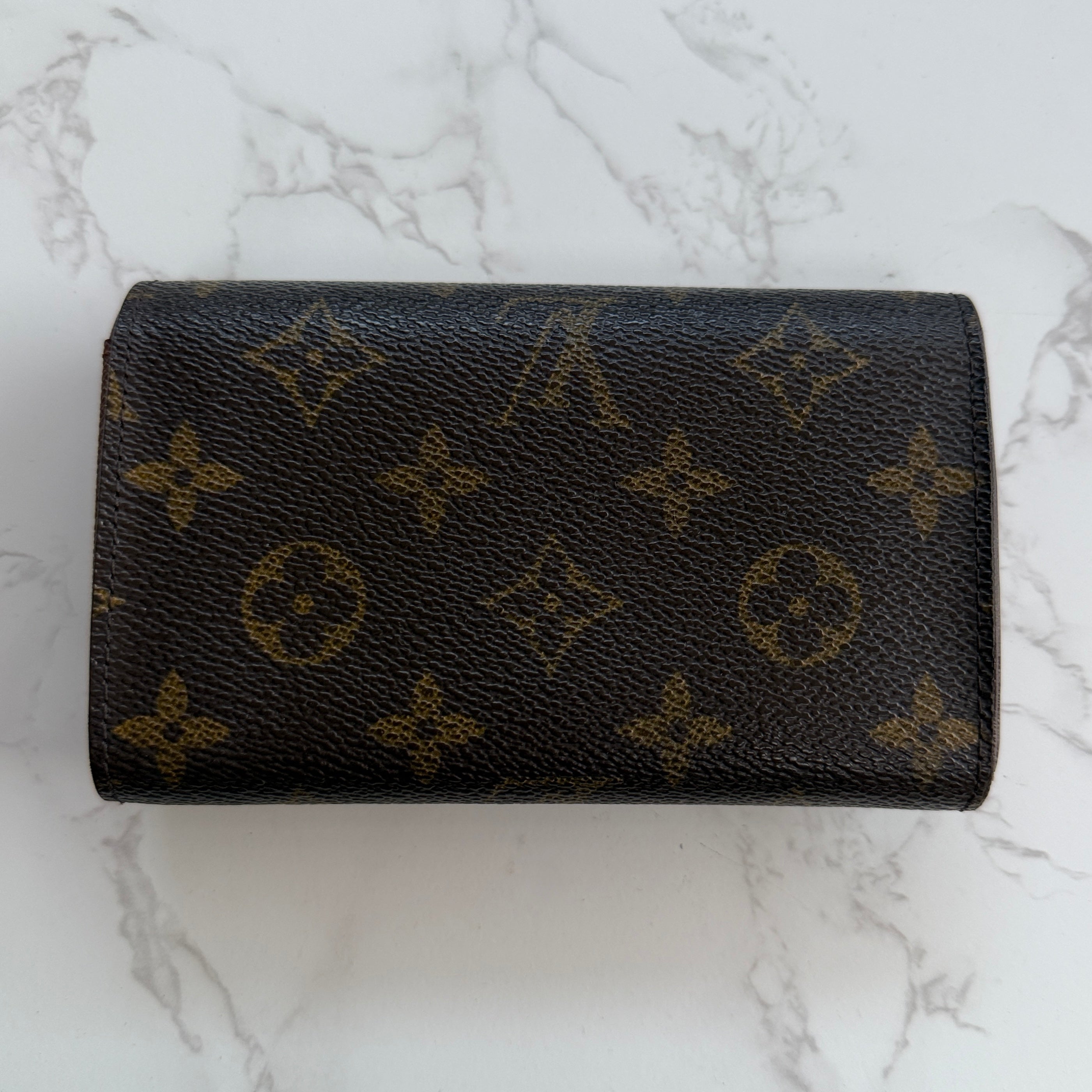Louis Vuitton portemonnee achterkant.