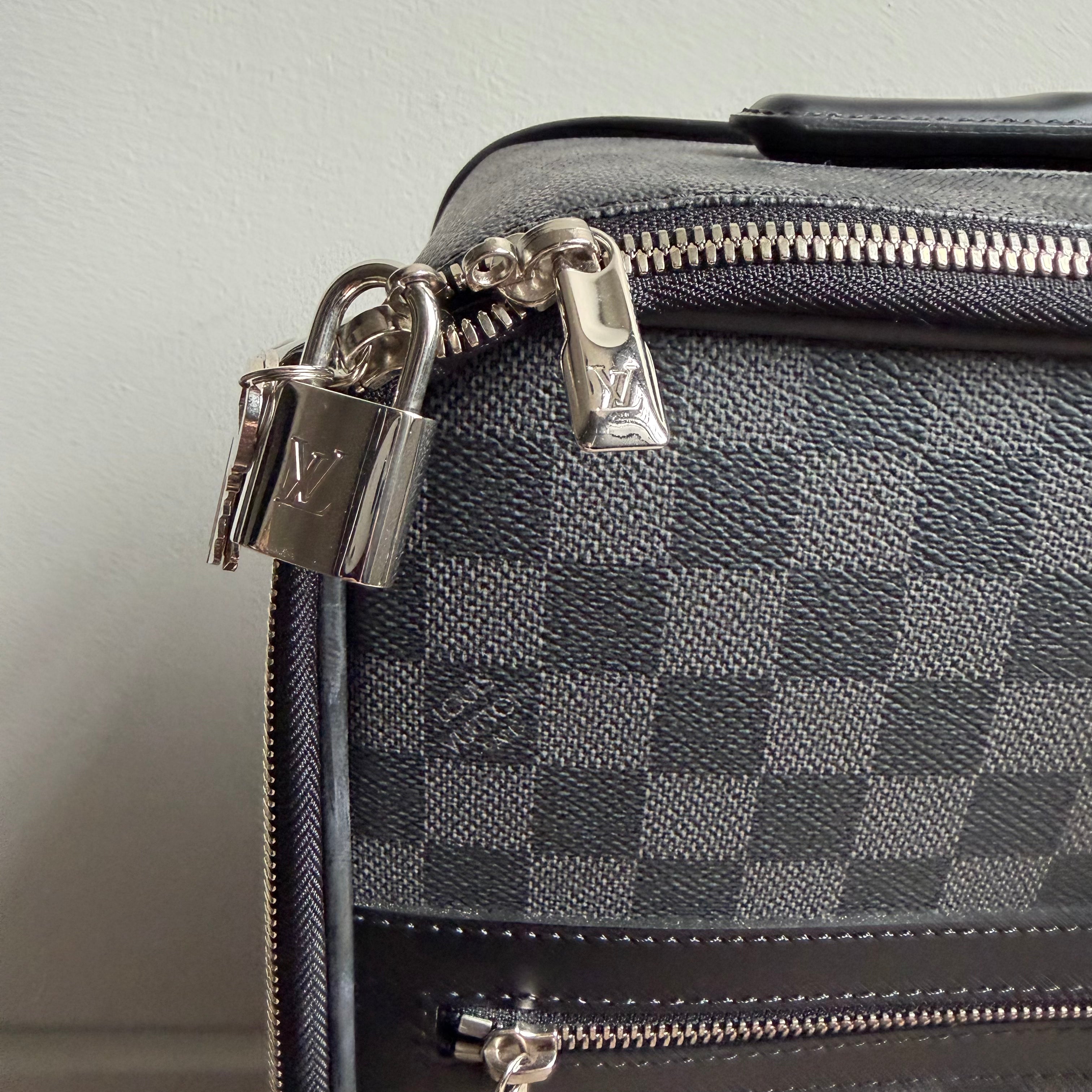 Louis Vuitton trolley hardware