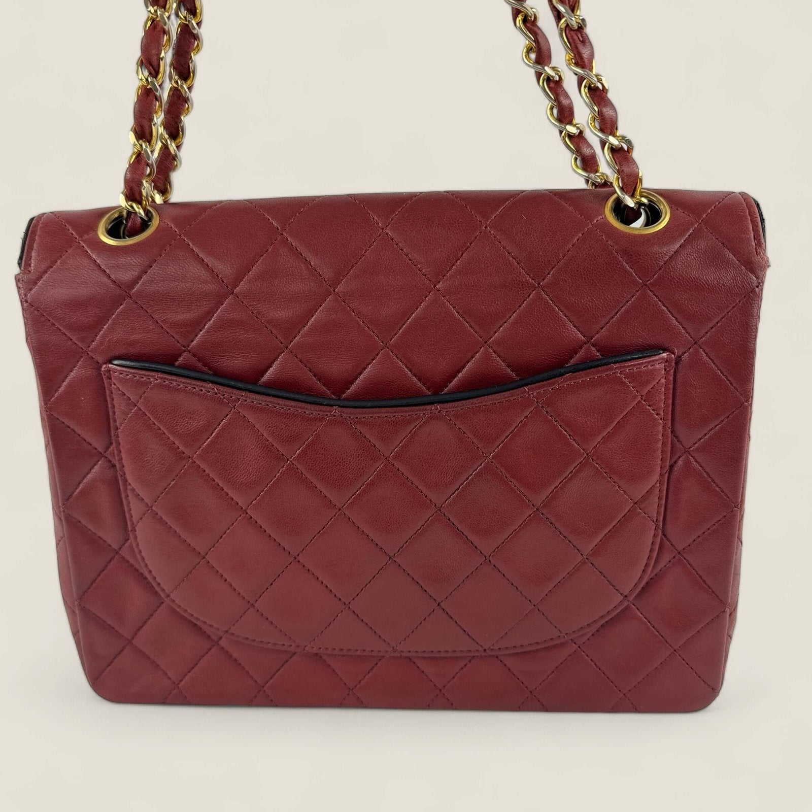 Mona Lisa backpocket preloved Chanel flapbag