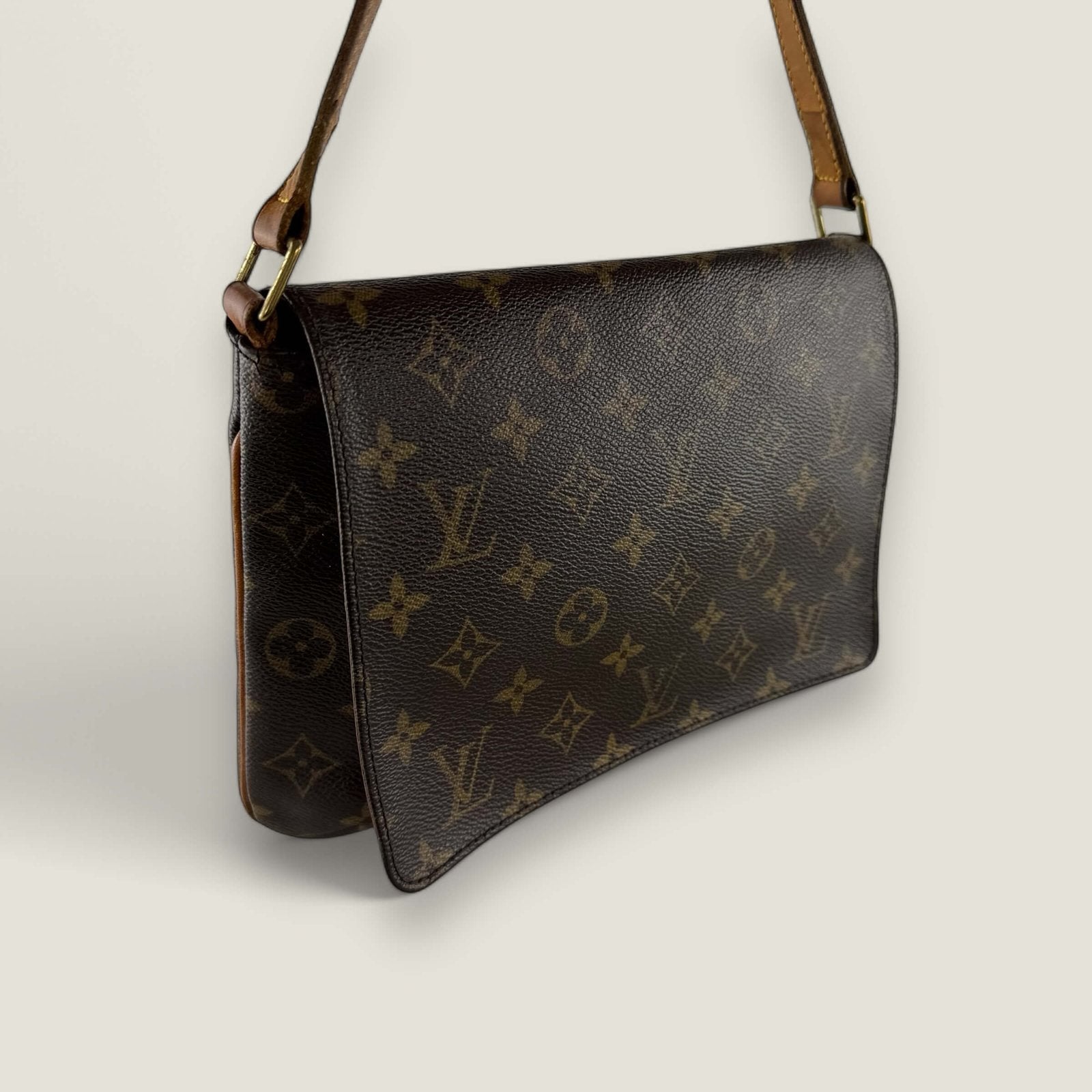 Musette Tango 2005 Louis Vuitton bag