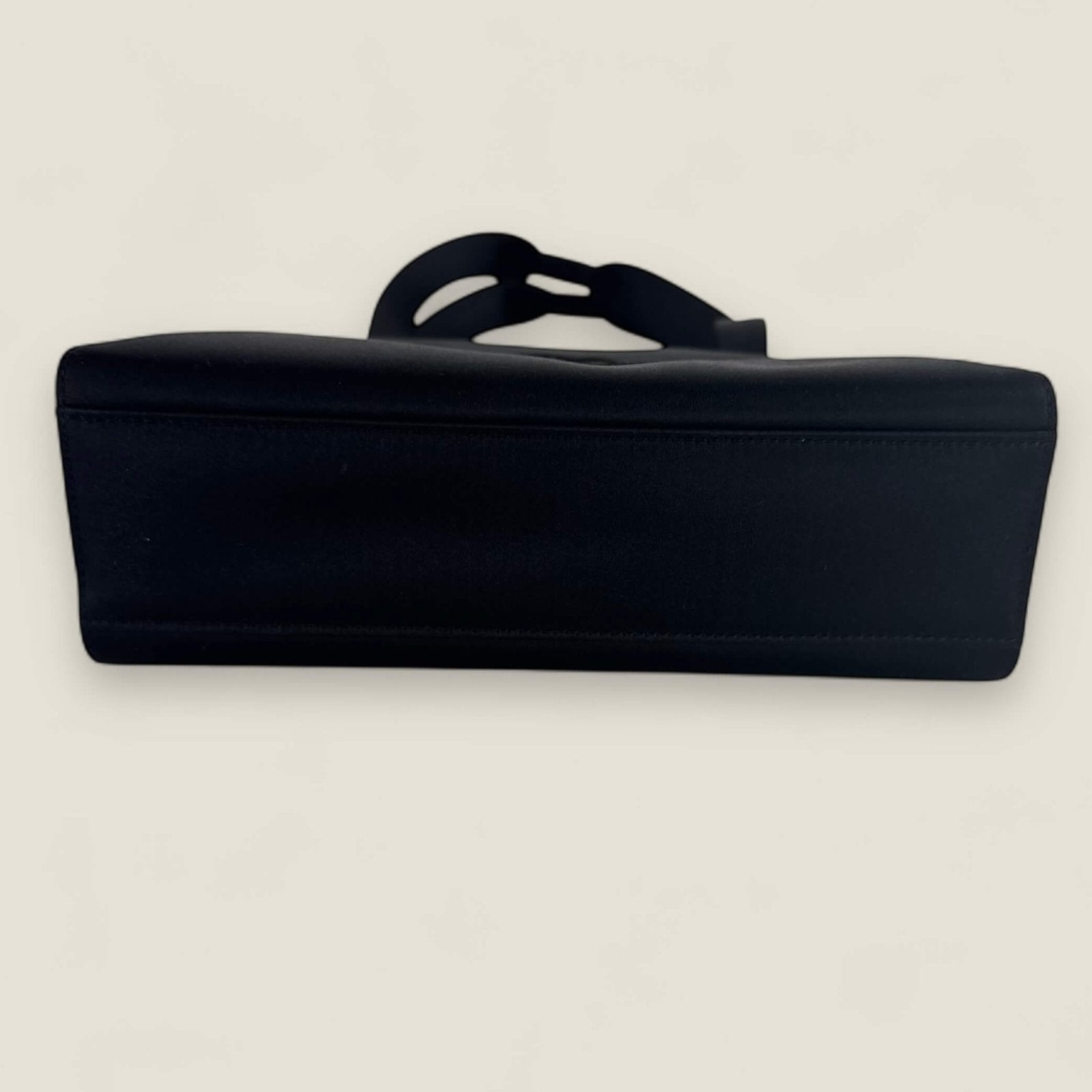 original pre-owned Chanel pouch