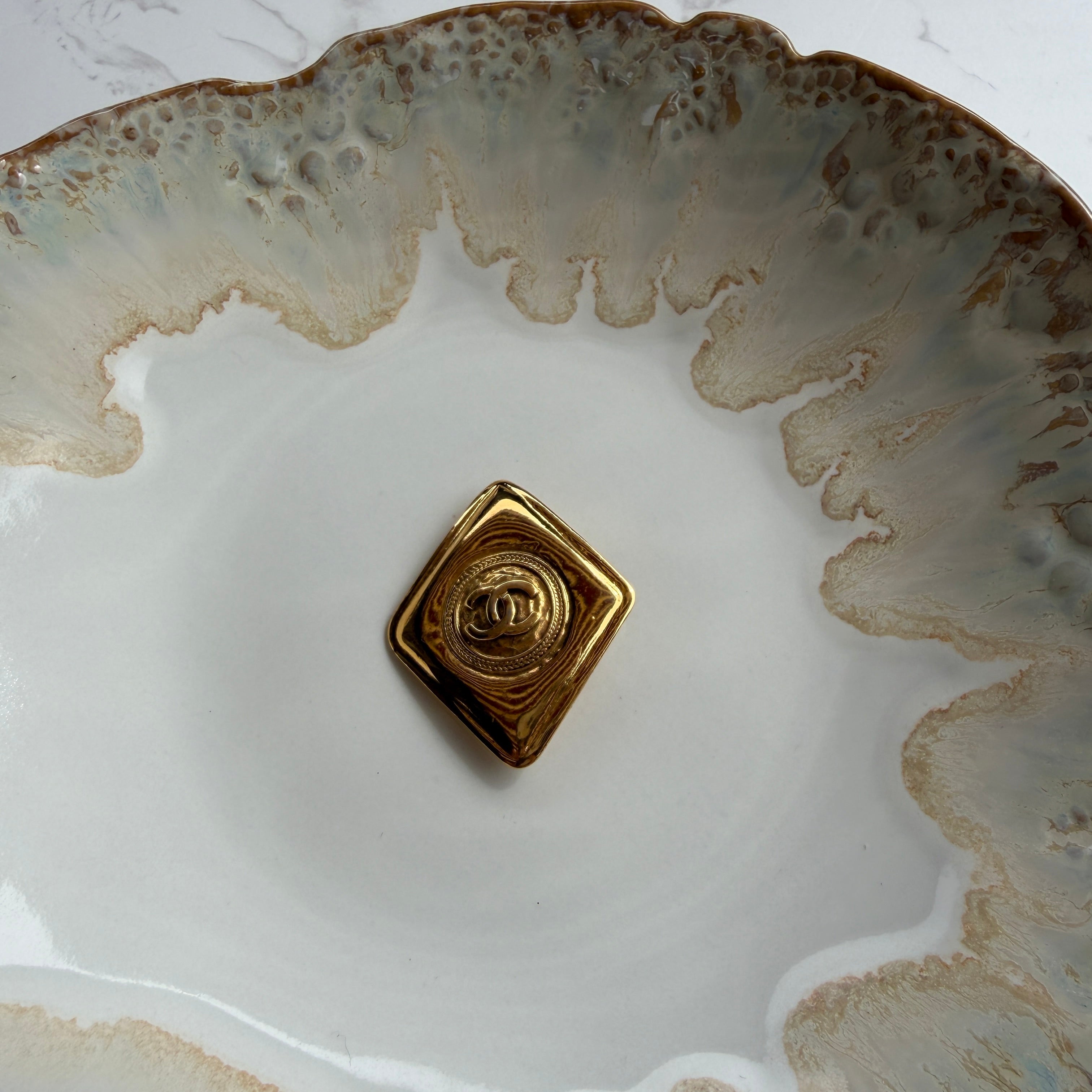 Originele Chanel Rhombus broche 24k verguld