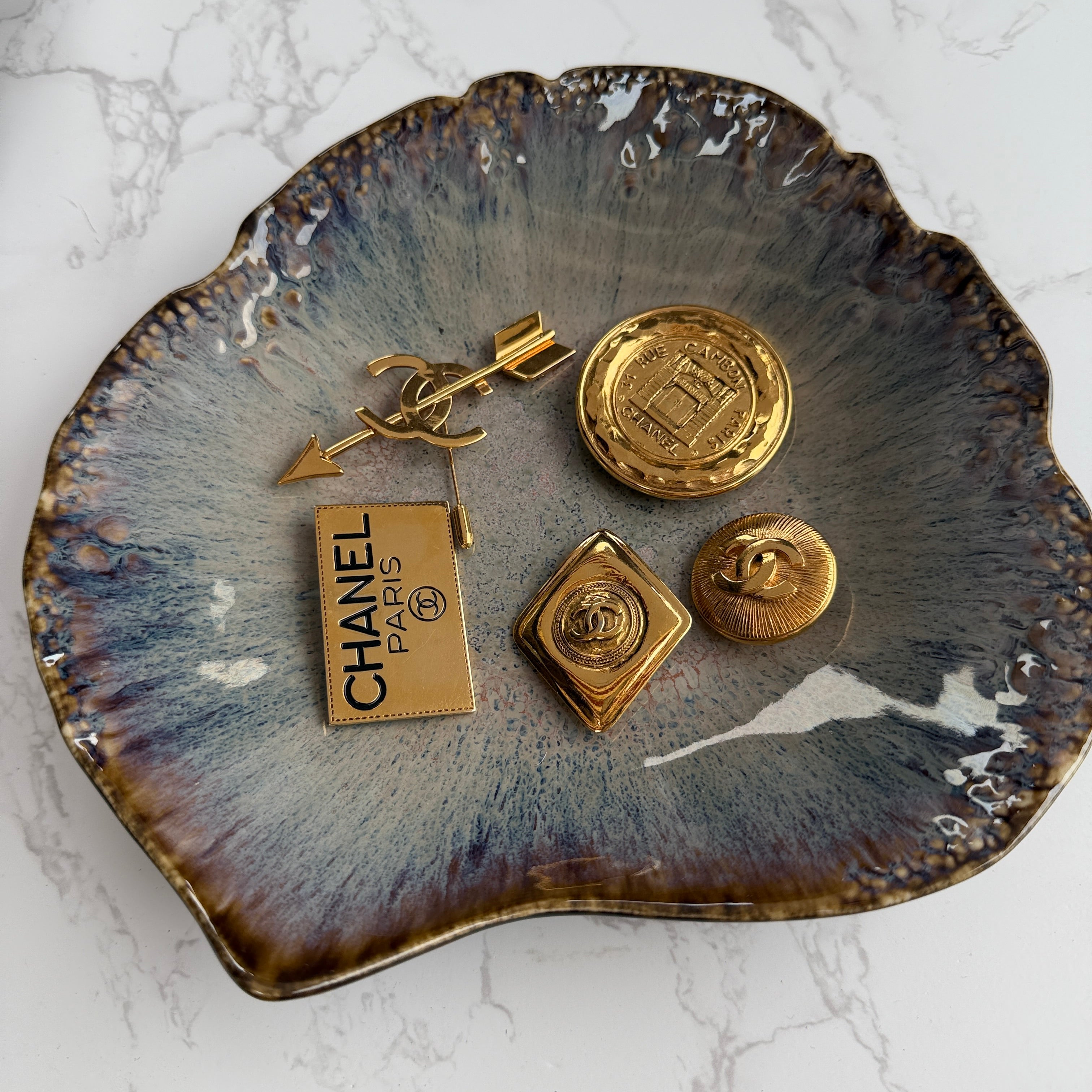 Originele Chanel broches