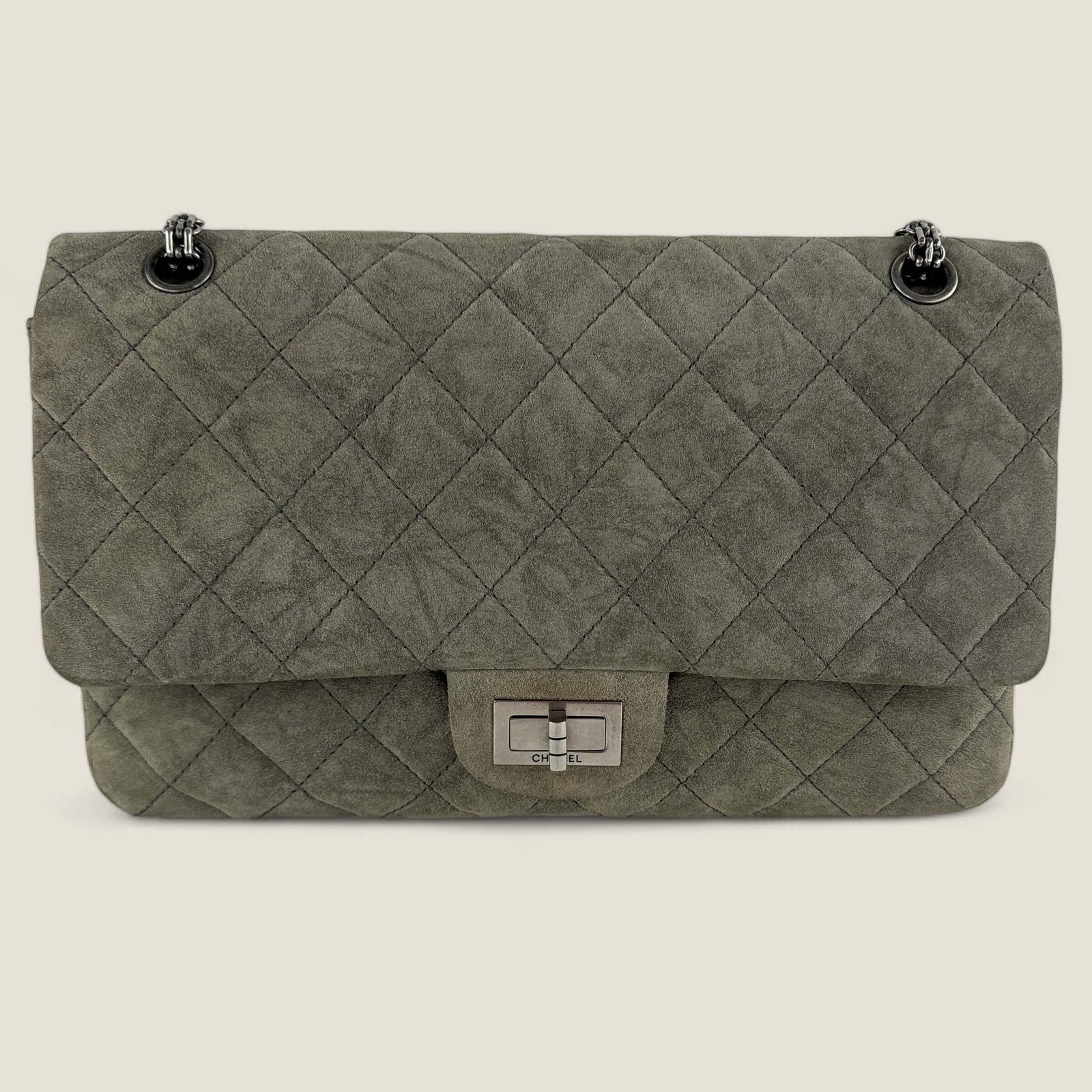 Pre-owned Chanel 2.55 Reissue 227 shoulder bag grey suede
