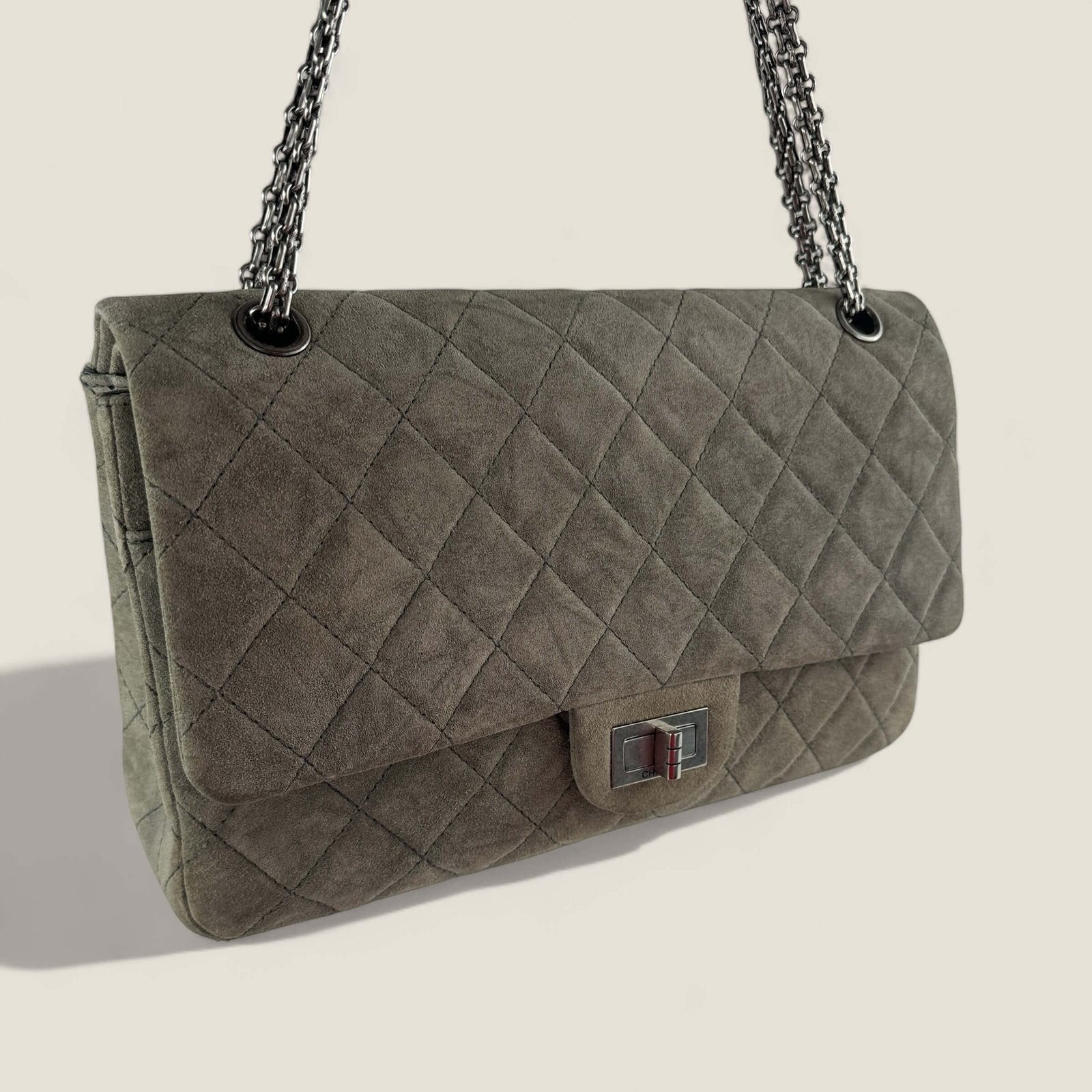 Pre-owned Chanel 2.55: Reissue 227 bag grey suede 2005-2006
