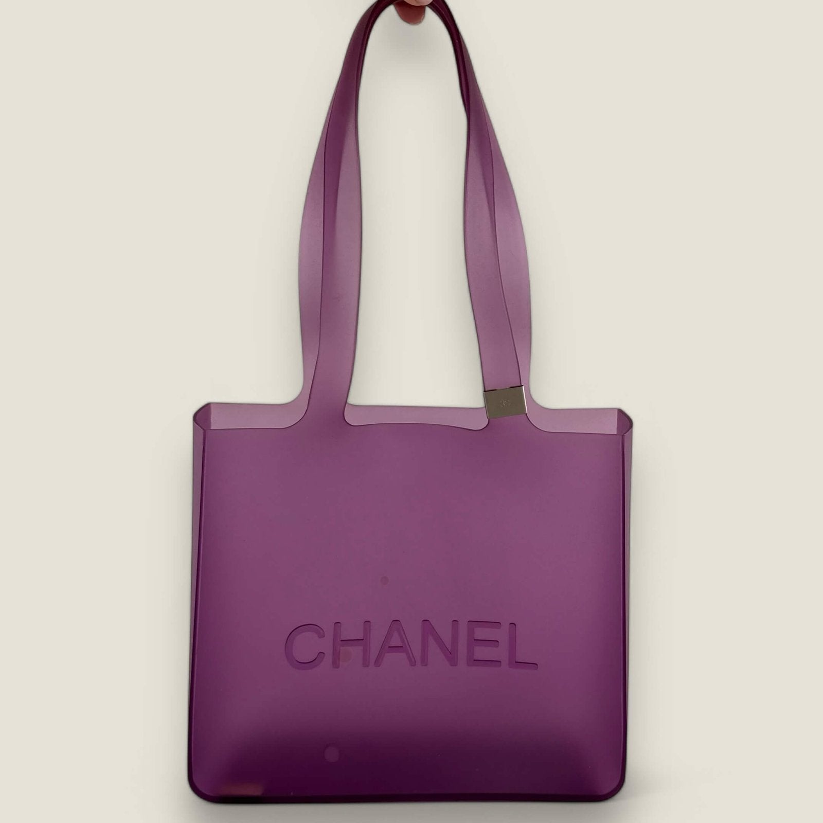 Pre-owned Chanel jelly bag purple