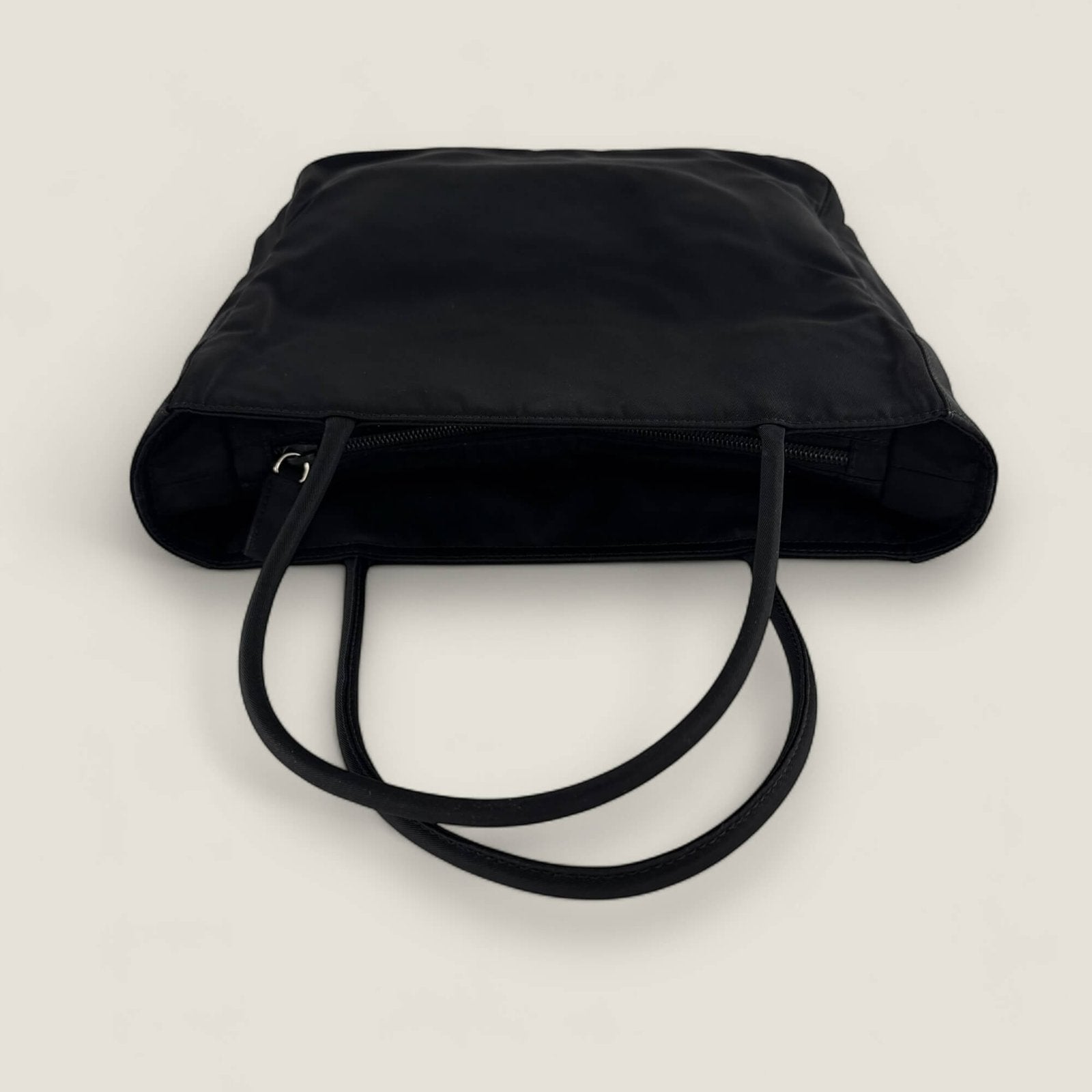 Pre-owned Prada tas zwart nylon