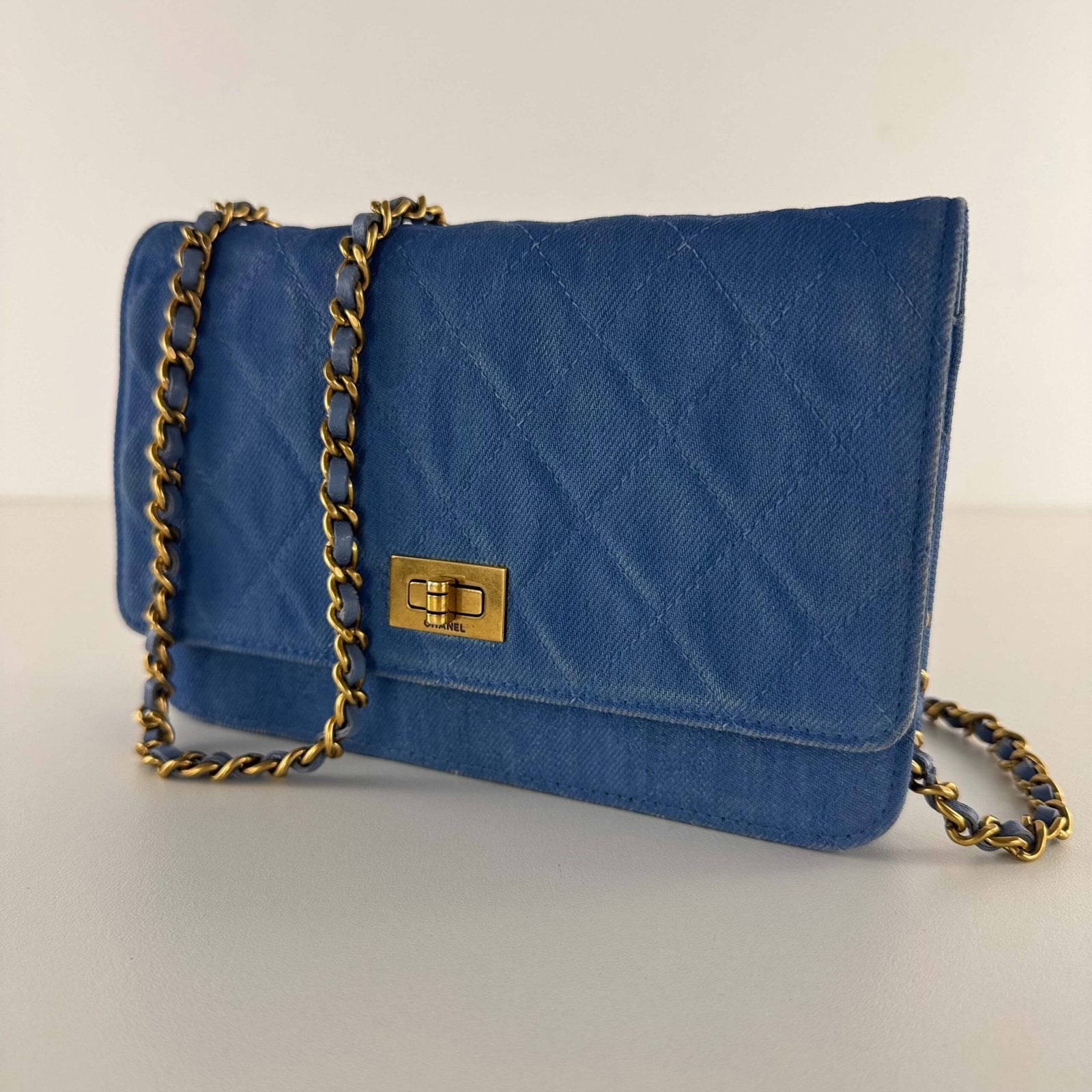 Pre-owned designer bags Chanel WOC denim