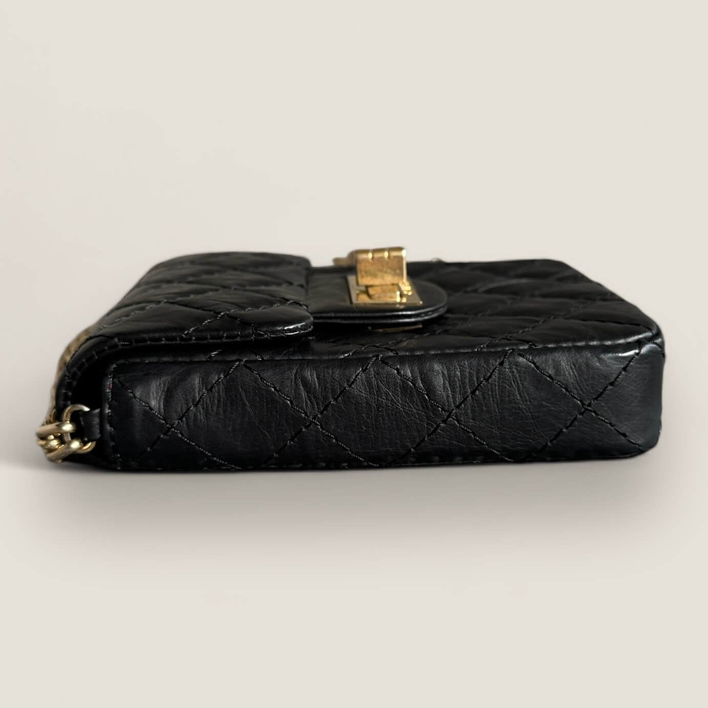Pre-owned rare Chanel shoulderbag black lambskin gold hardware 2.55