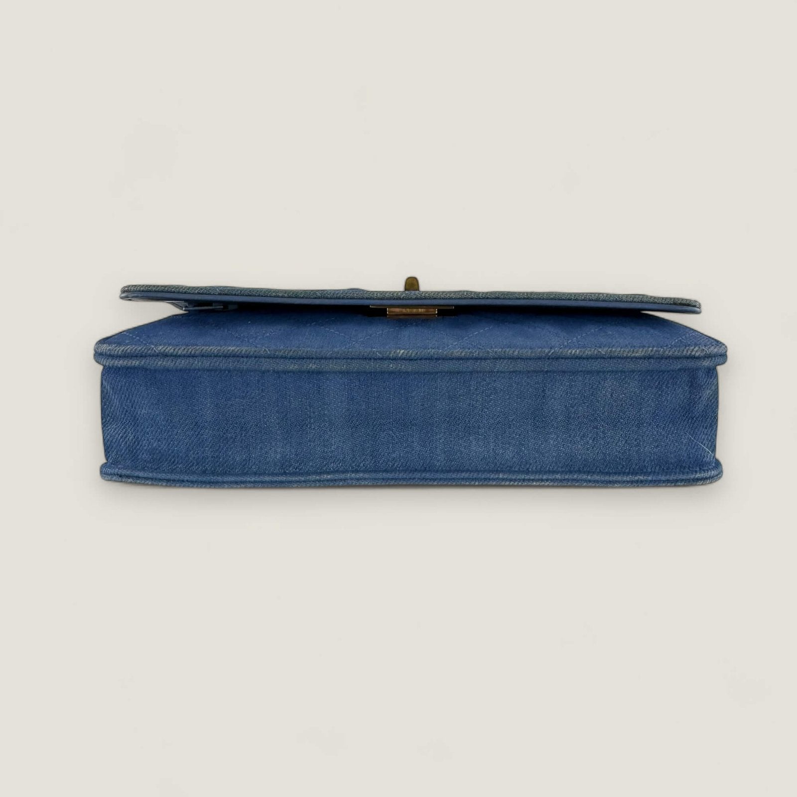 Pre-owned Chanel WOC blue fabric