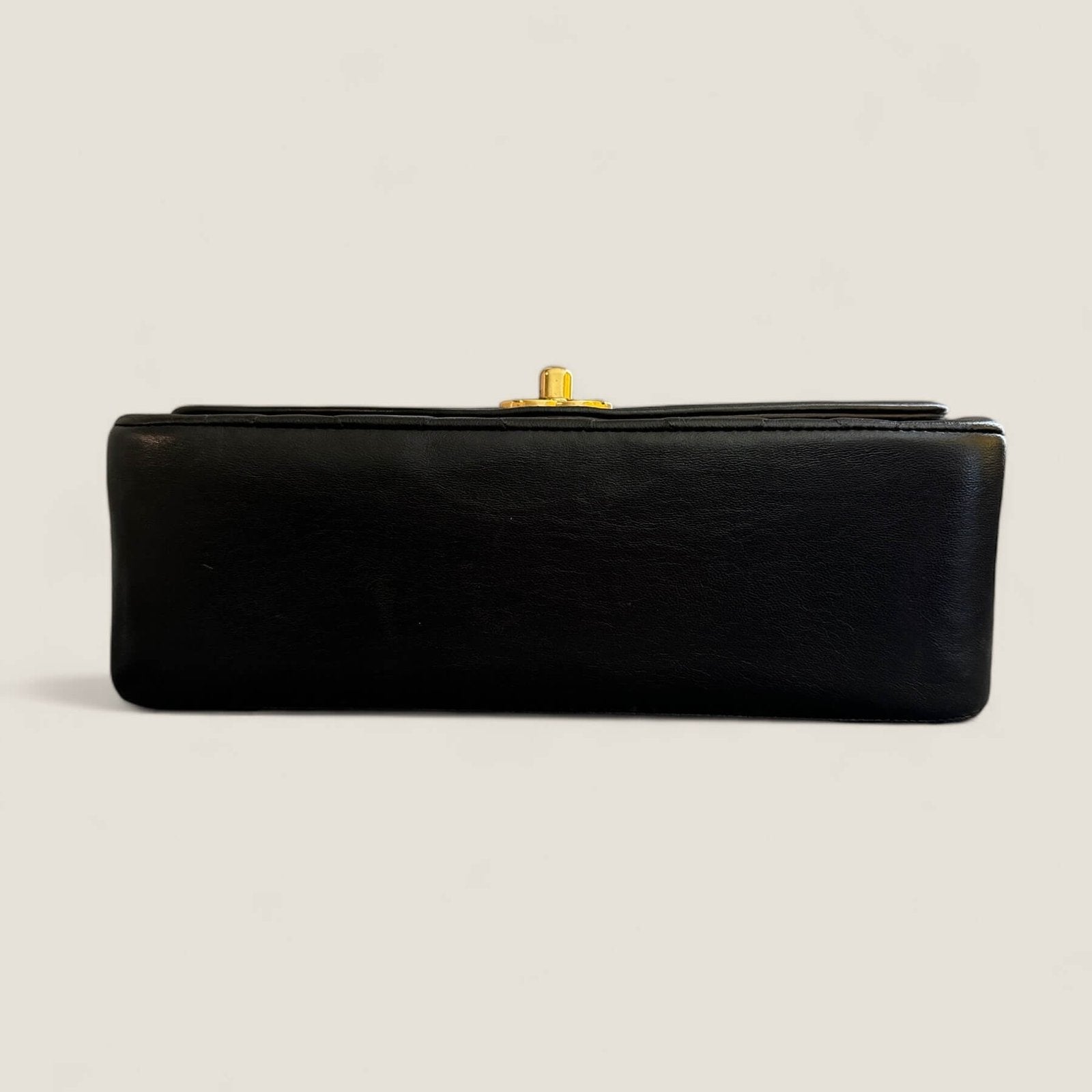 Pre-owned Chanel small Diana shoulder bag black lambskin 24k gold-plated hardware