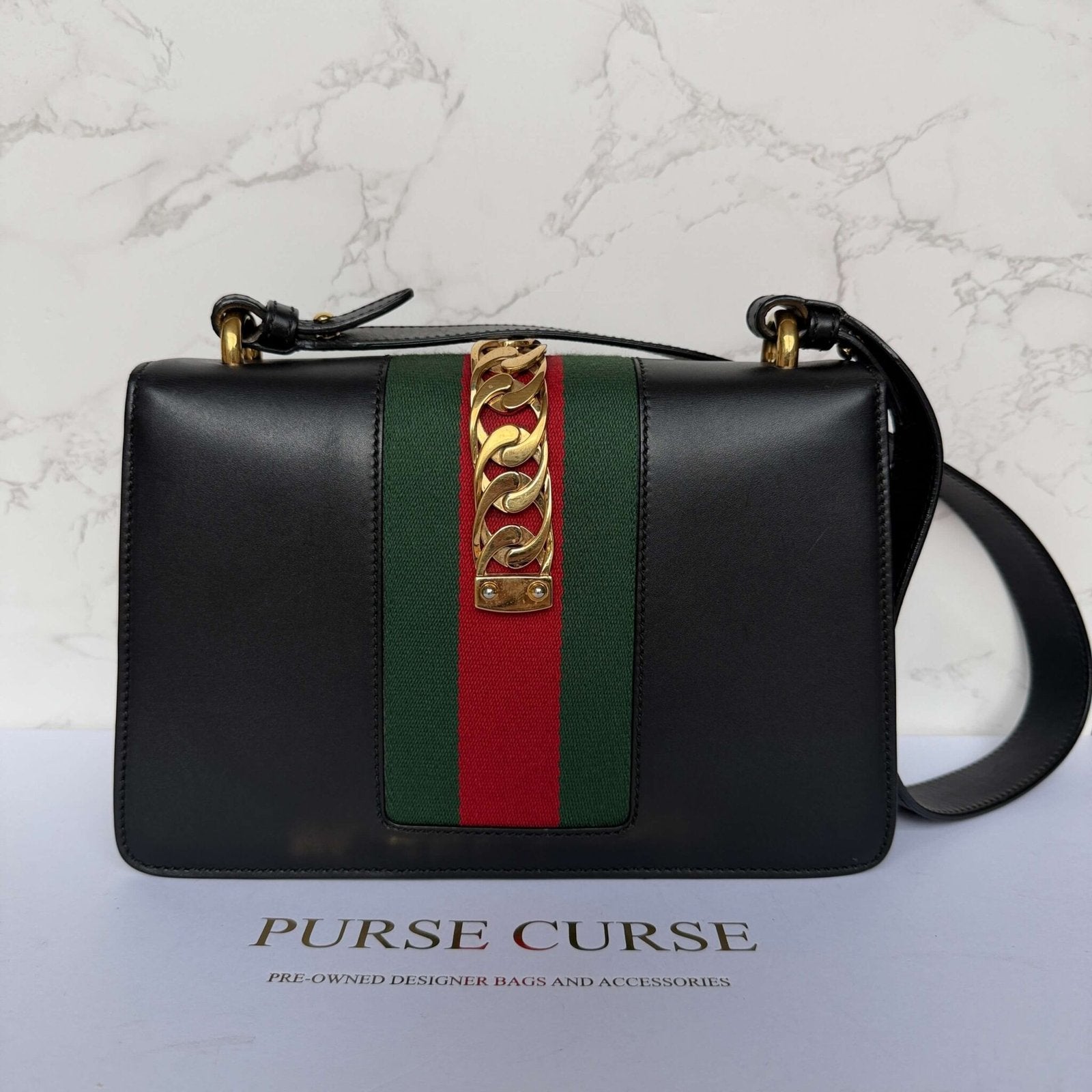 Buy a pre-owned Gucci handbag
