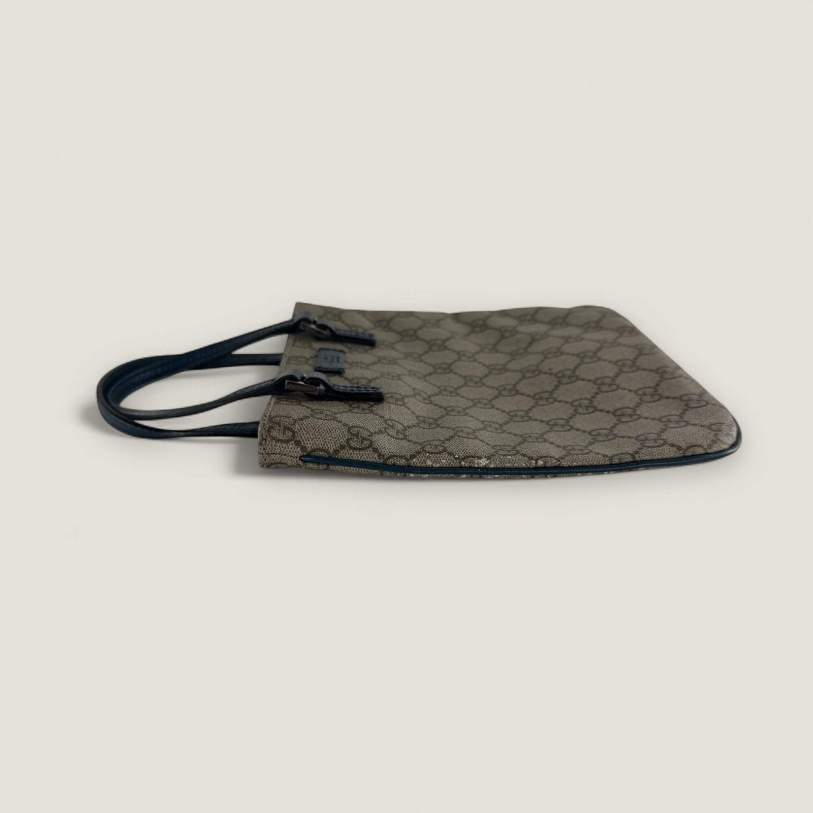Zijkant authentieke mini Gucci tote