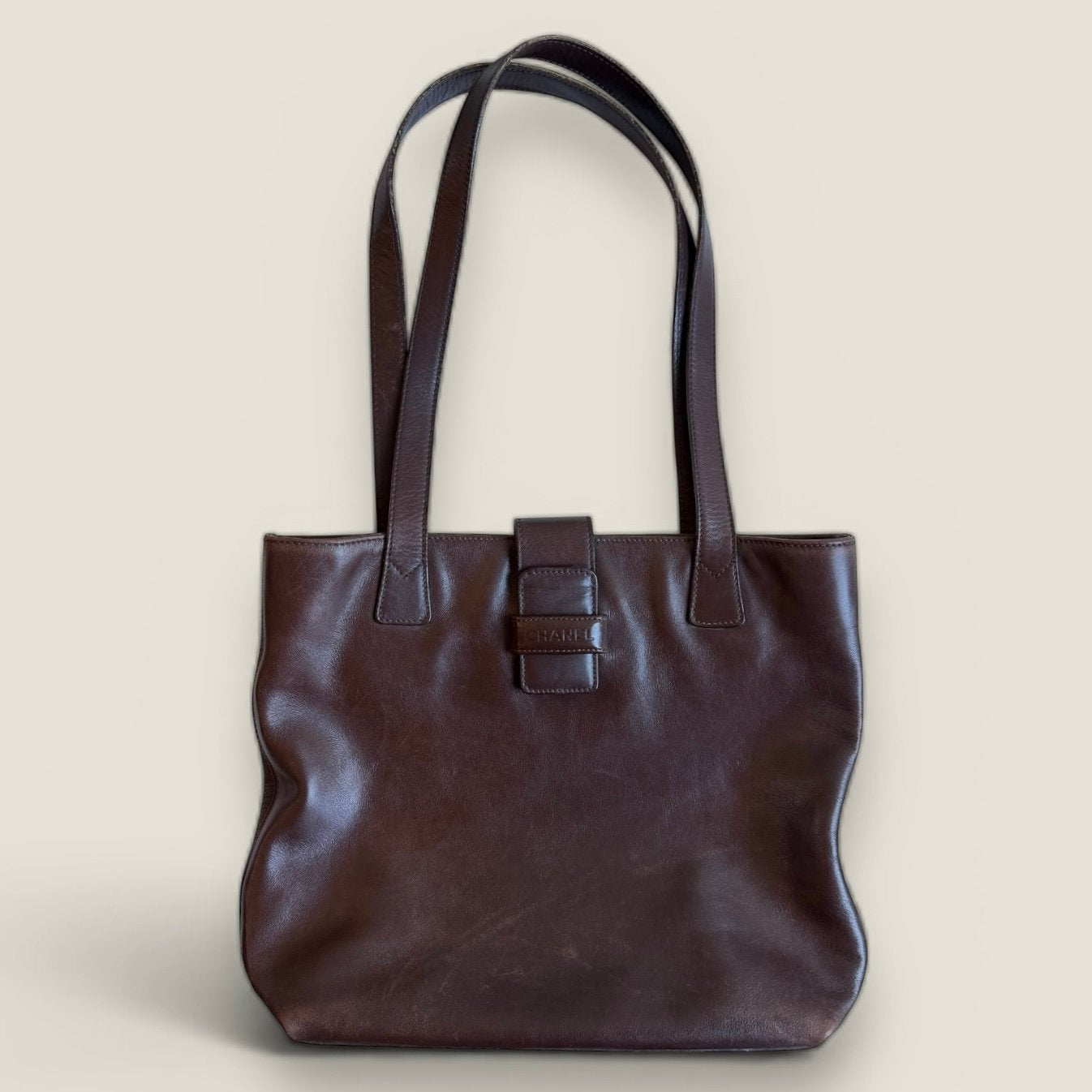 elegant Chanel brown lambskin shopper