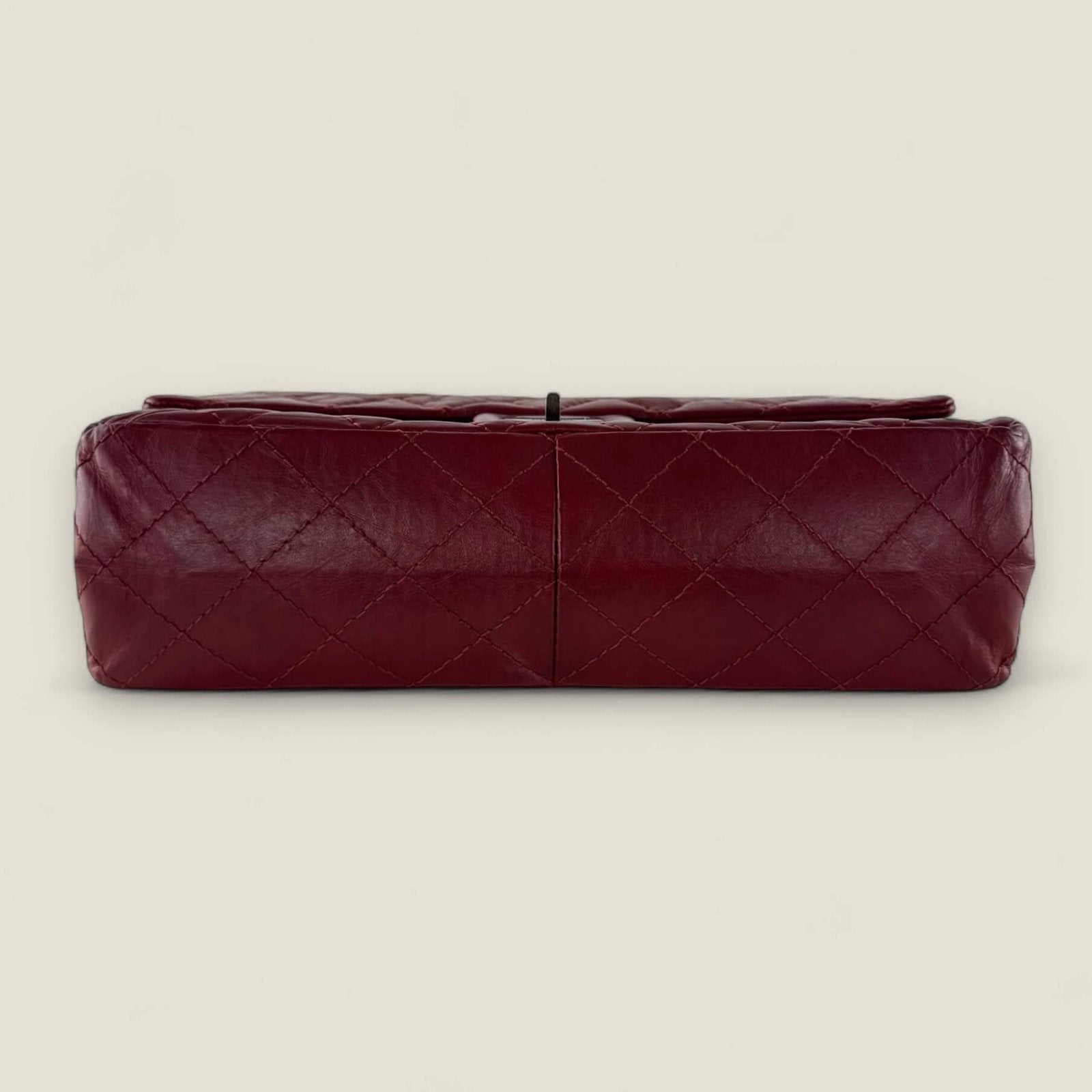 onderkant authentieke Chanel tas