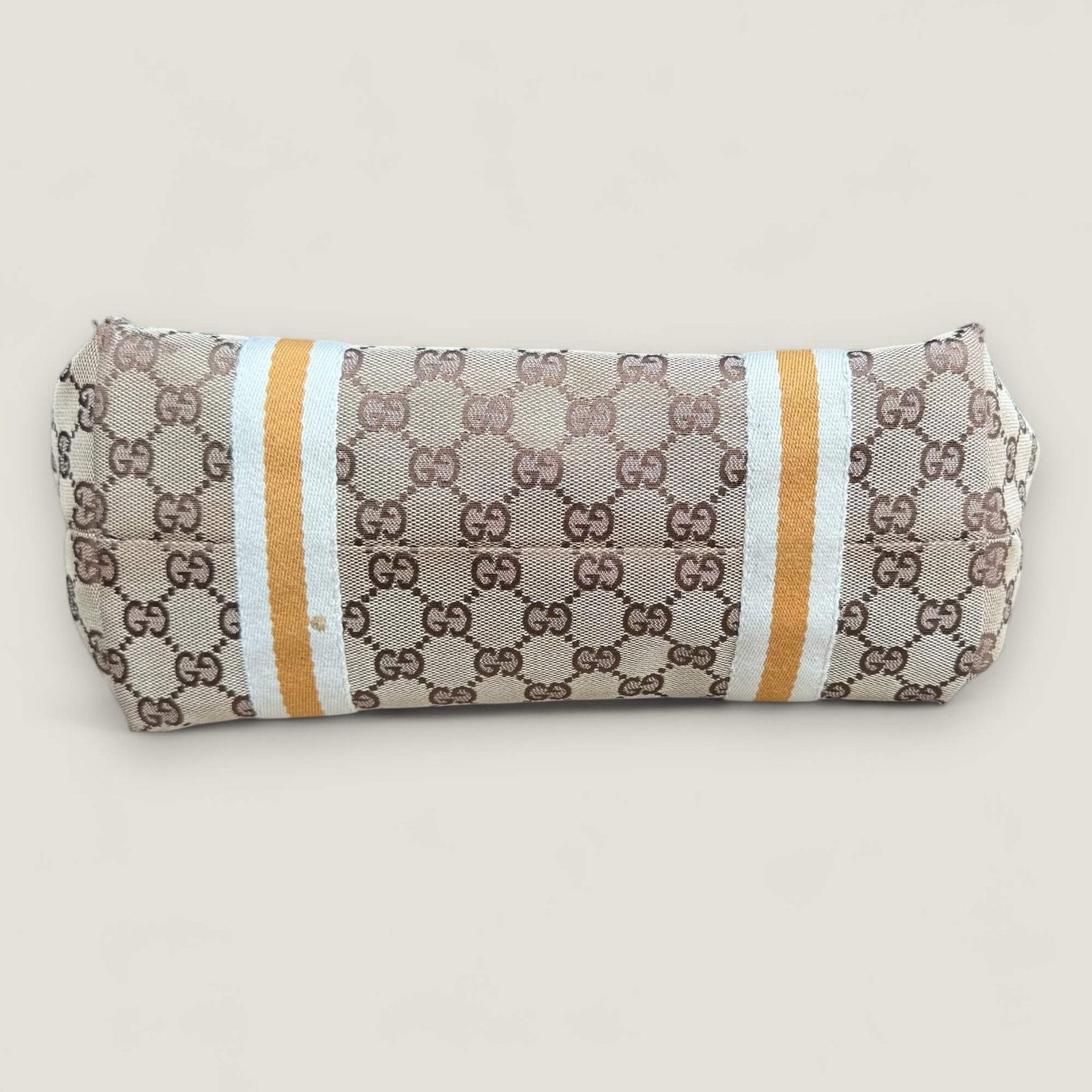 onderkant authentieke Gucci Sherry tote