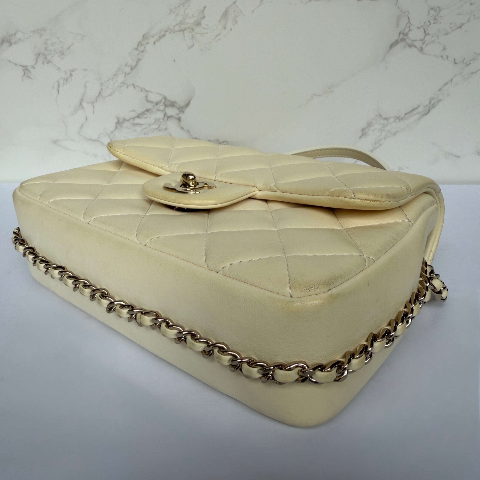 pre-owned Chanel crossbody parels