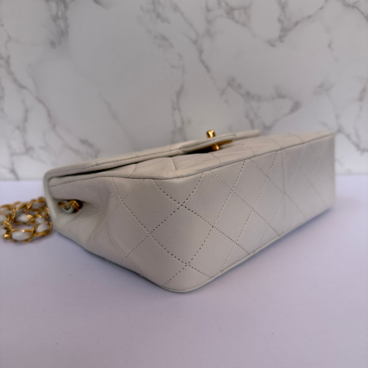 vintage Chanel flap bag square mini hoekjes