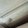 Authentieke tweedehands Chanel handtas met een dubbele flap halve maan model